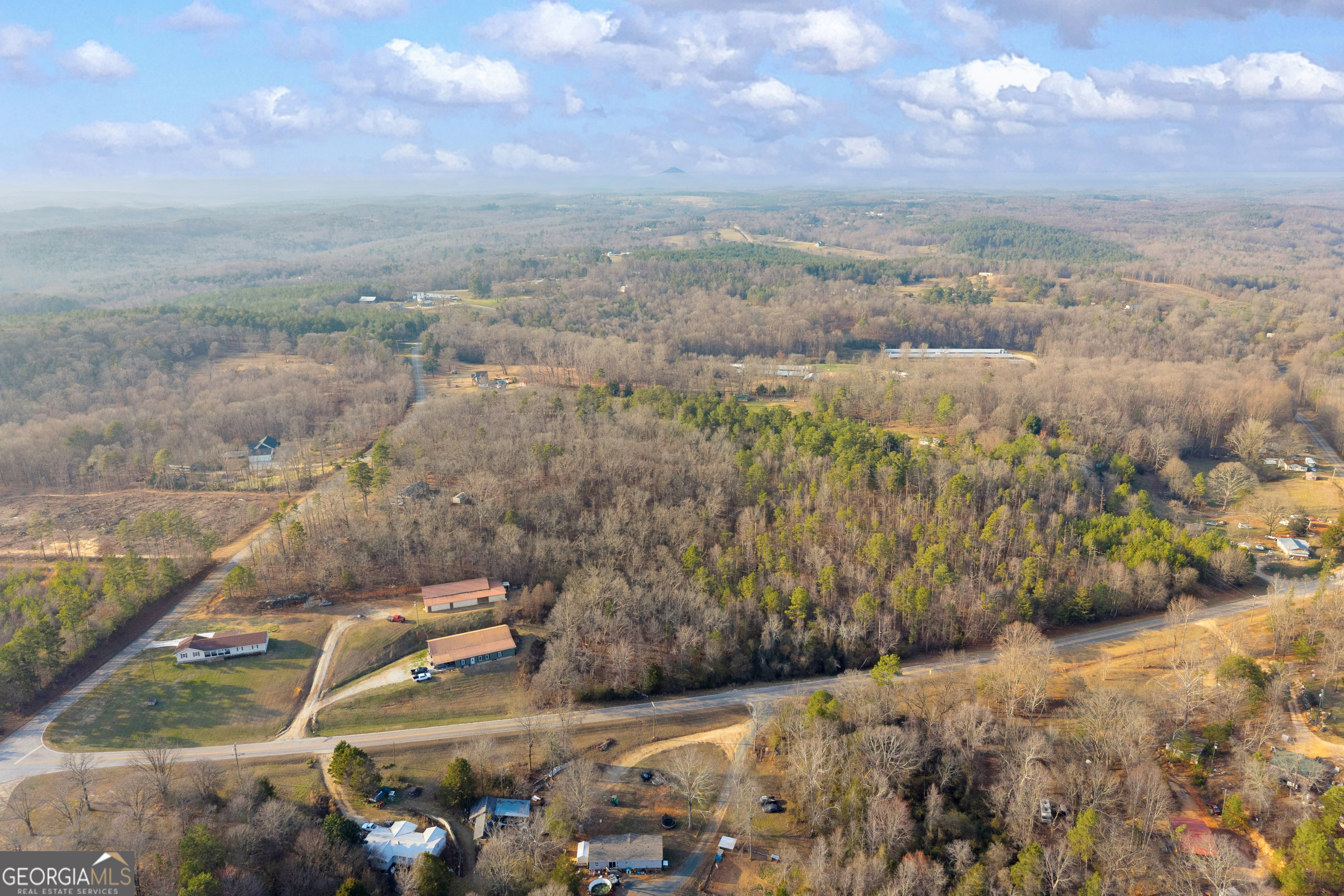 2122 Hunters Creek Road Carnesville GA 30521