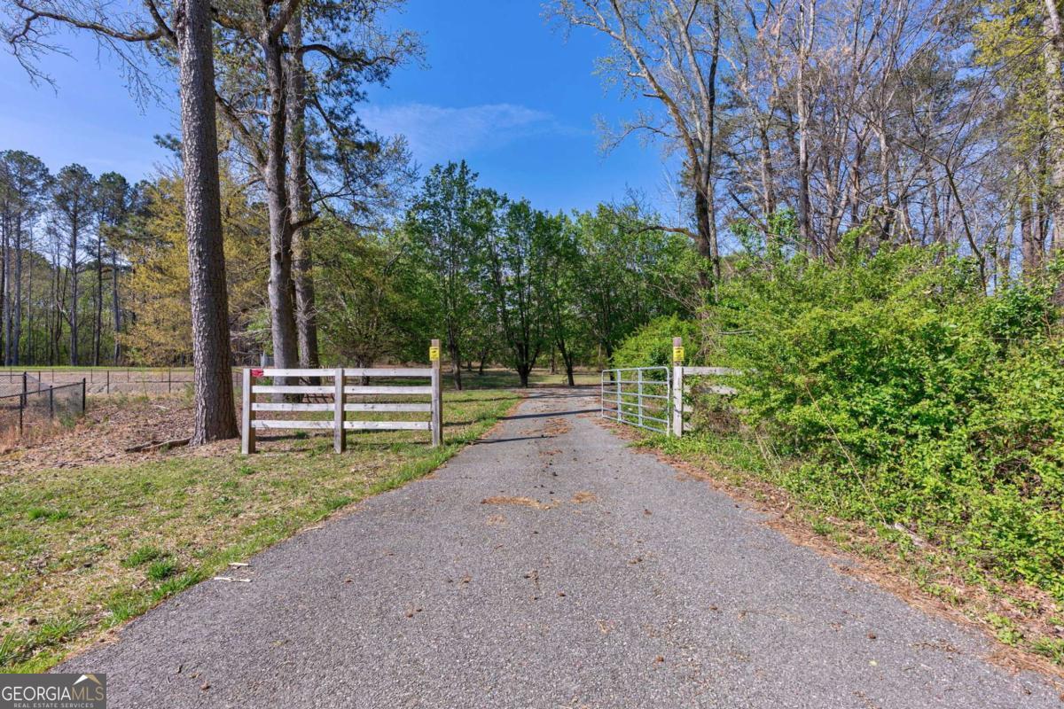 8986 Highway 29 S Hull GA 30646