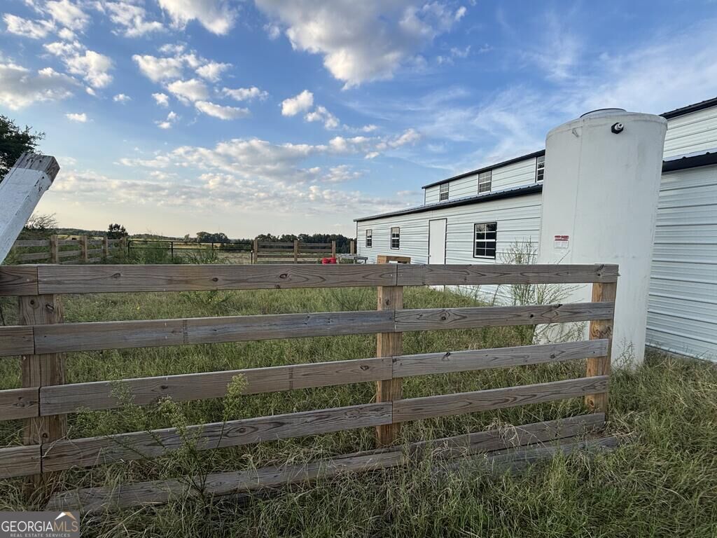 63 Hayes Road Mauk GA 31058