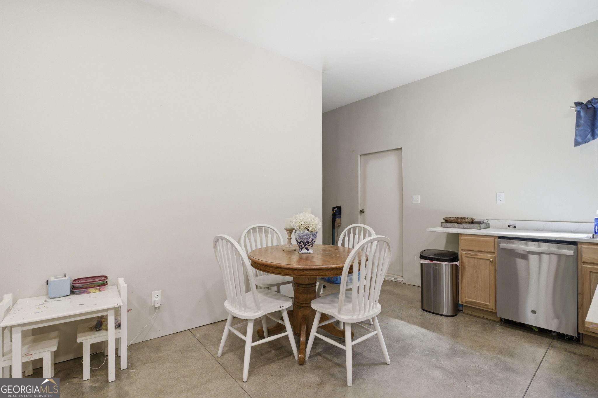 410 Pine Hill Road SE Rydal GA 30171