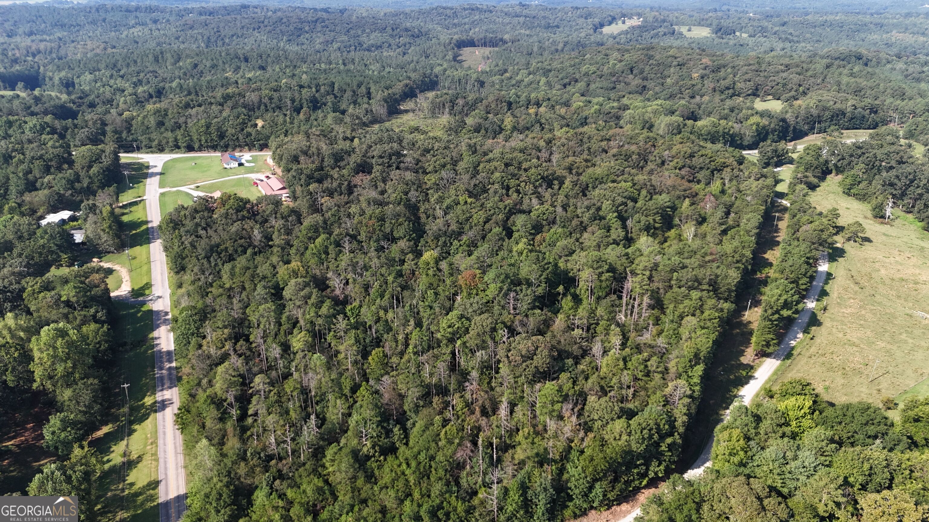 2122 Hunters Creek Road Carnesville GA 30521