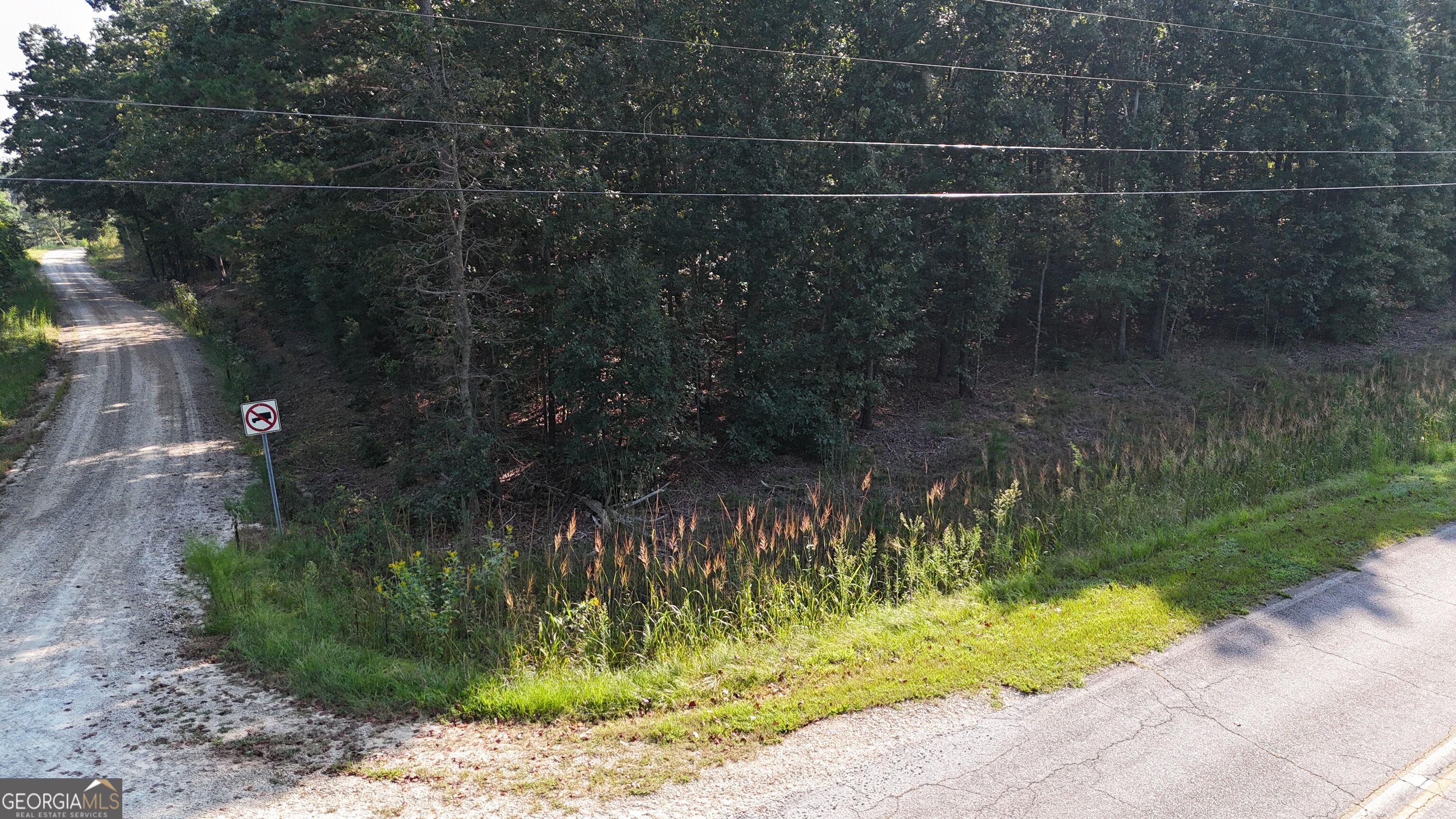 2122 Hunters Creek Road Carnesville GA 30521