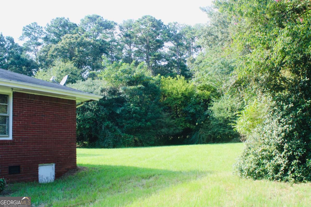 4460 Stonewall Tell Road Atlanta GA 30349