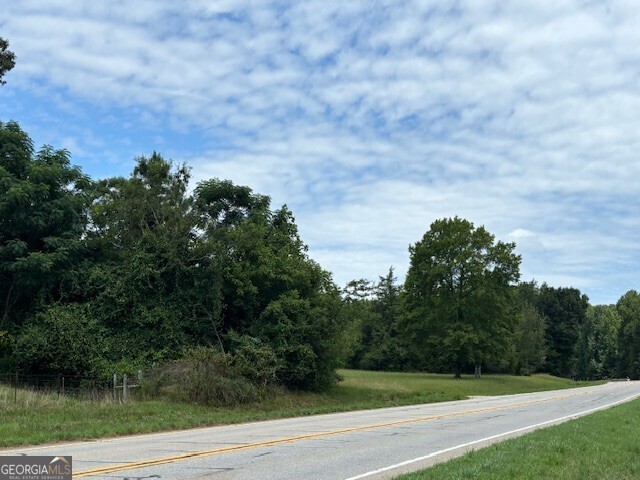 823 Highway 63 Homer GA 30547