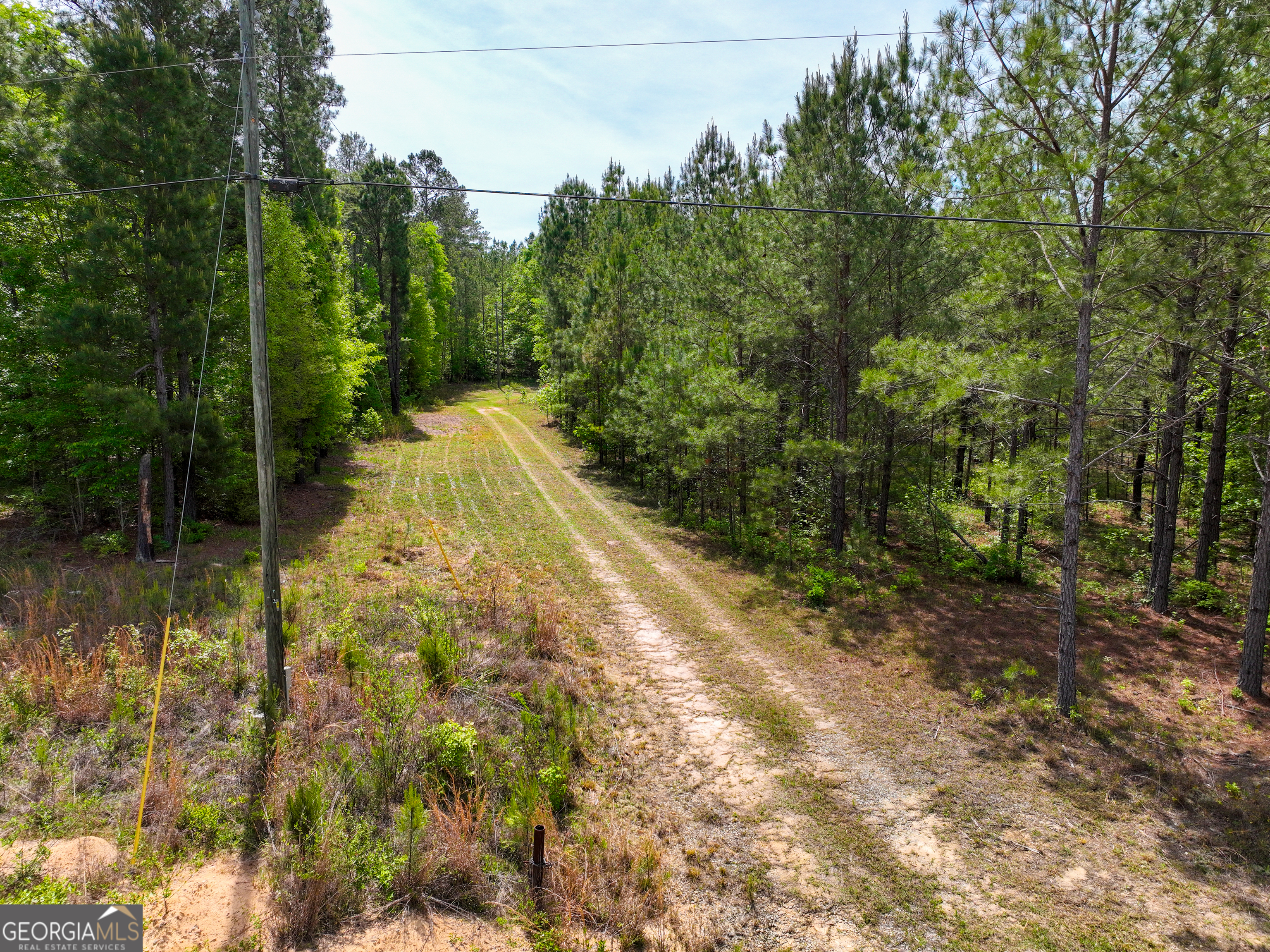 563 Bellhouse Road Gordon GA 31031