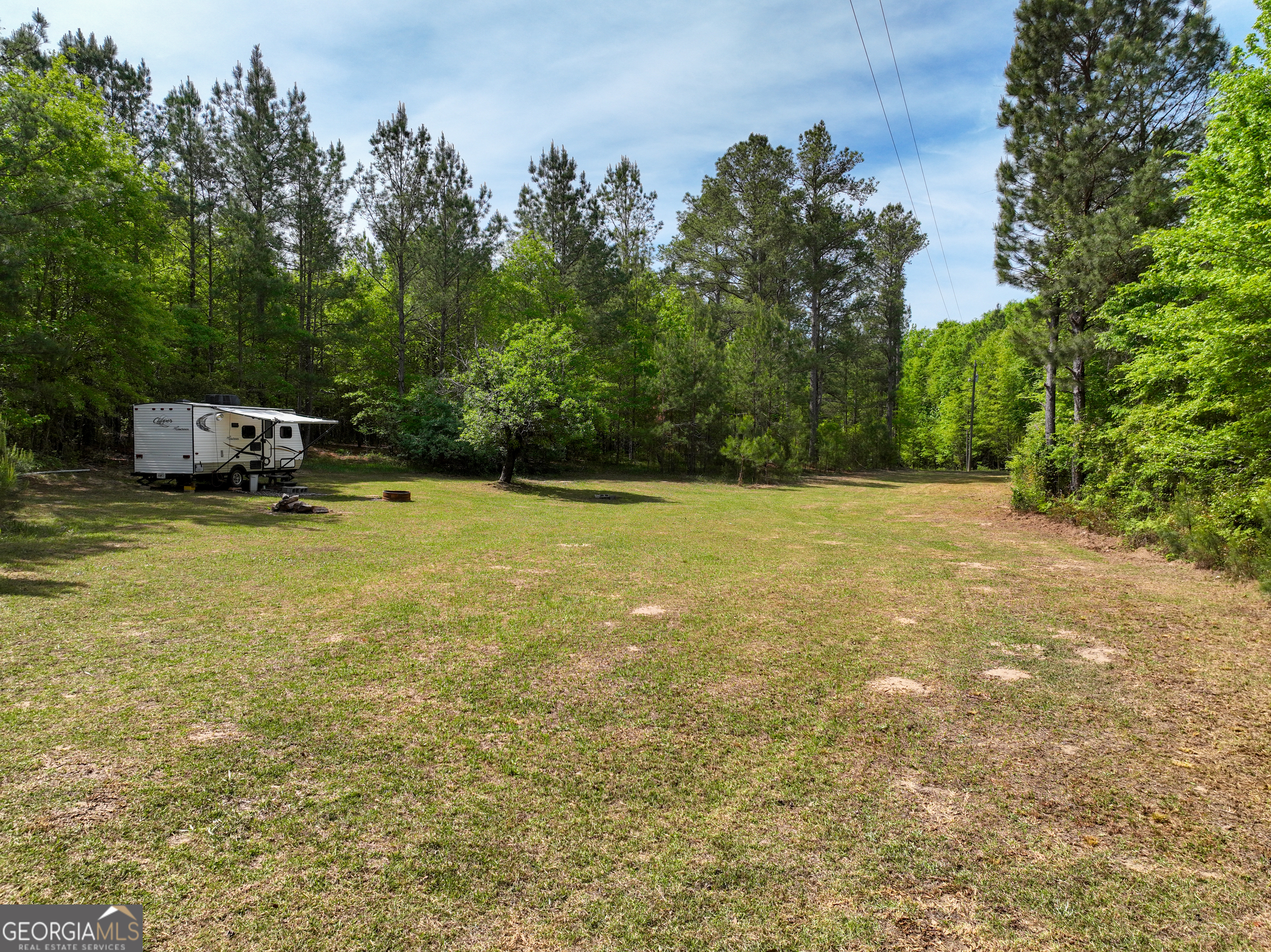 563 Bellhouse Road Gordon GA 31031