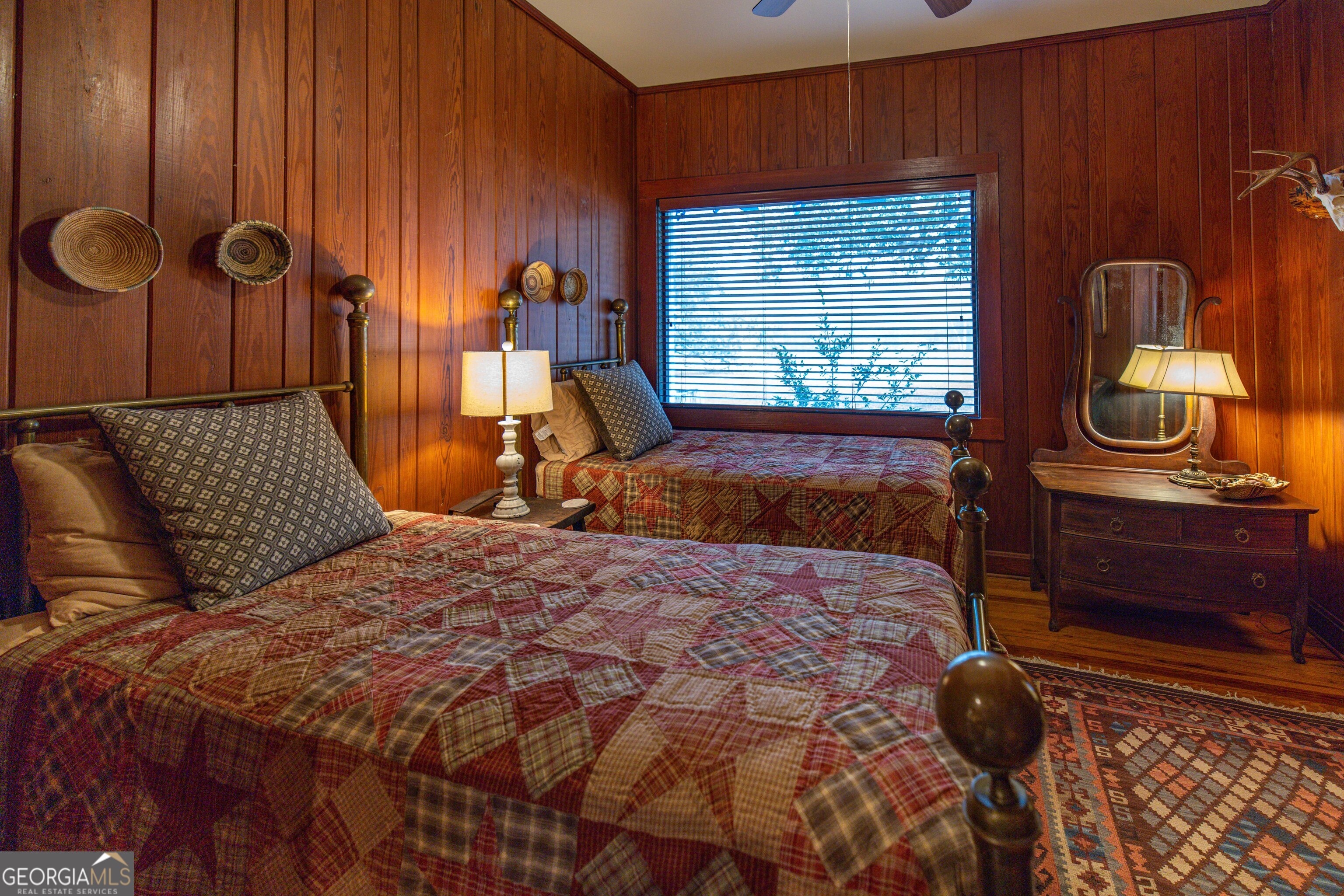 279 Mid River Road White Oak GA 31568
