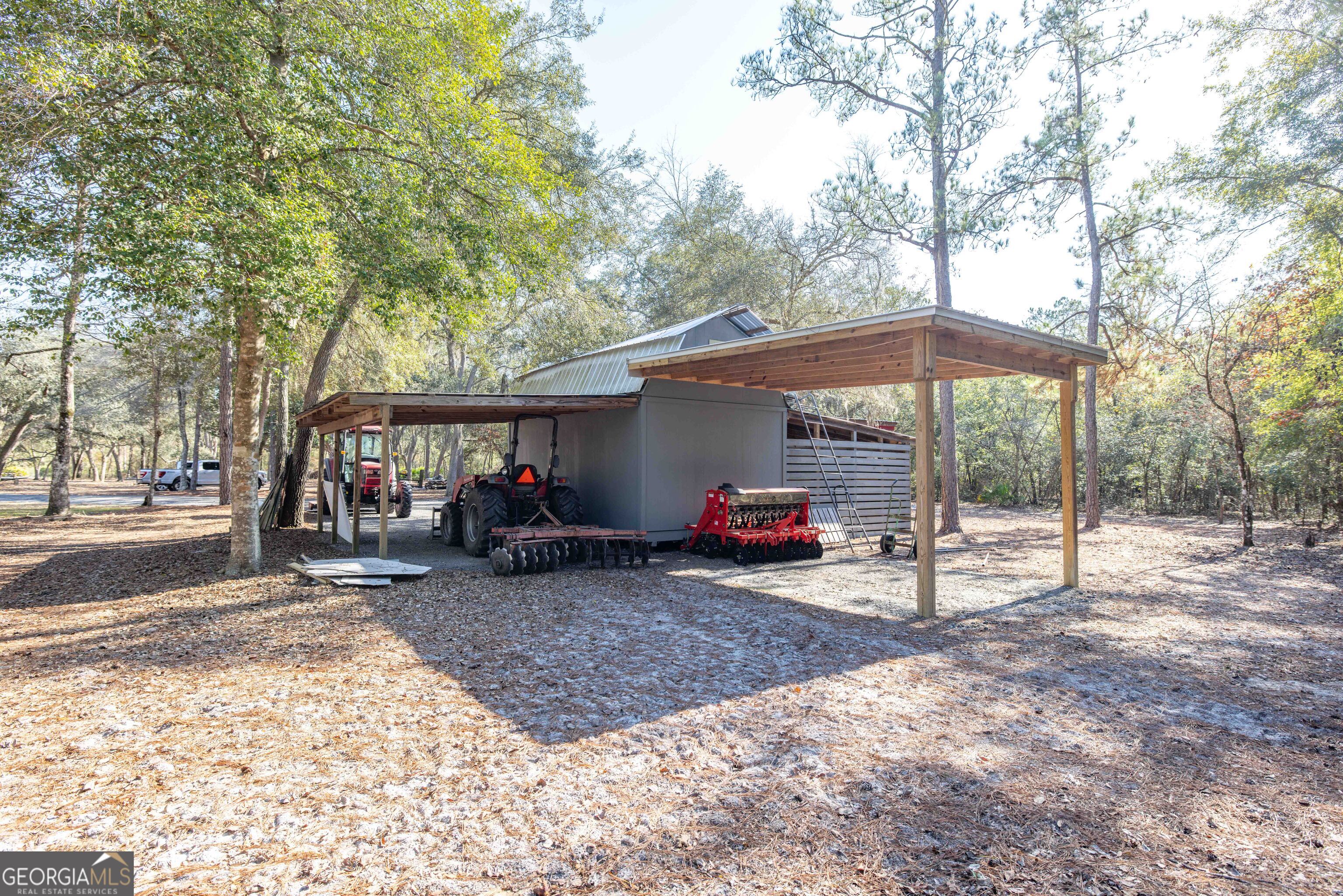 279 Mid River Road White Oak GA 31568