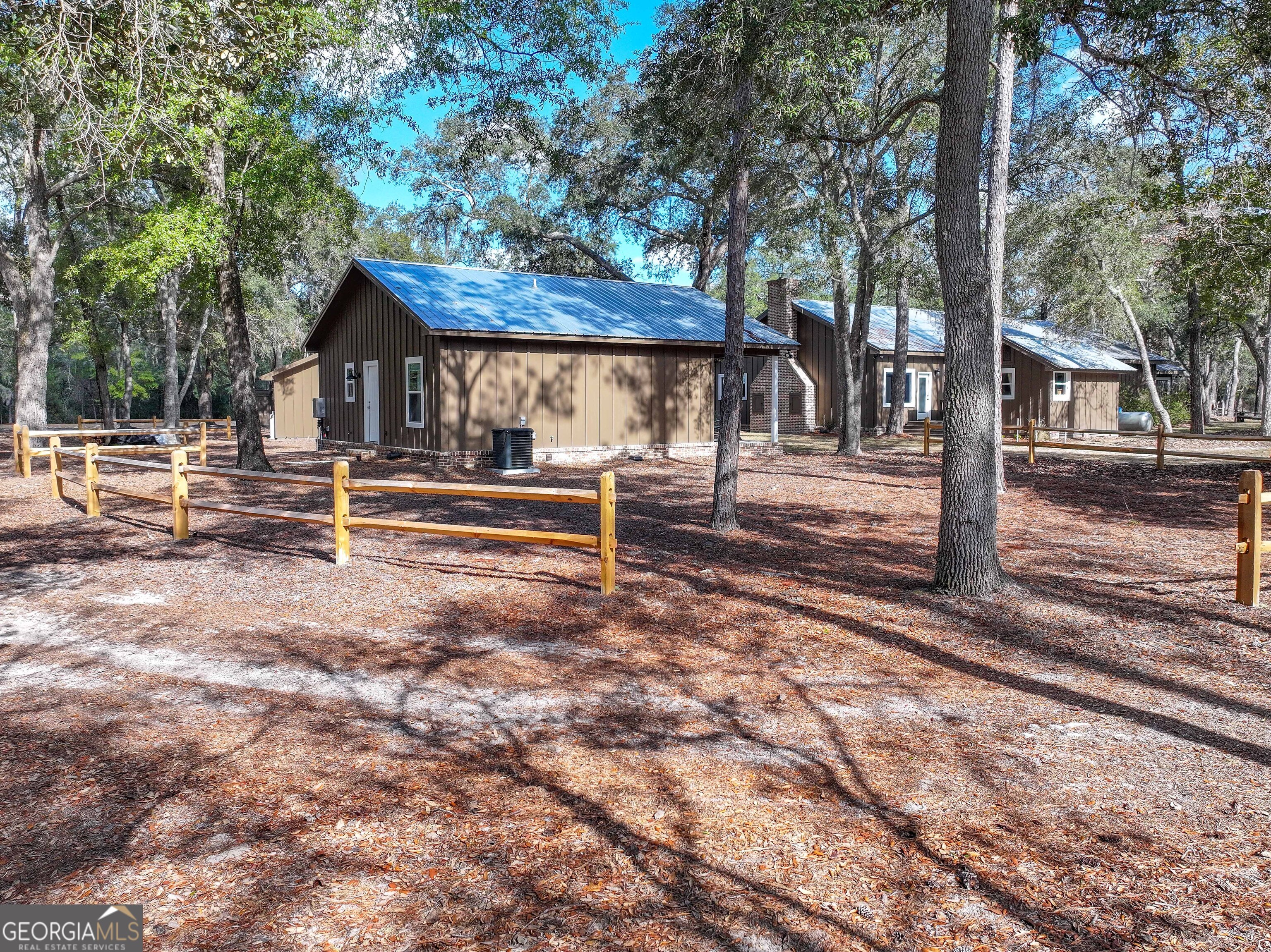 279 Mid River Road White Oak GA 31568