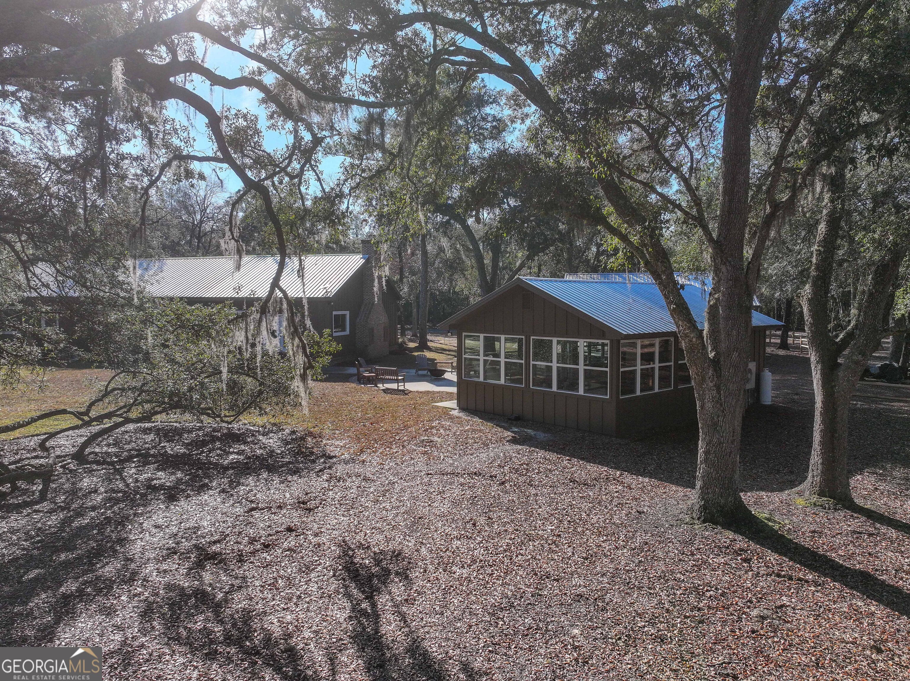 279 Mid River Road White Oak GA 31568