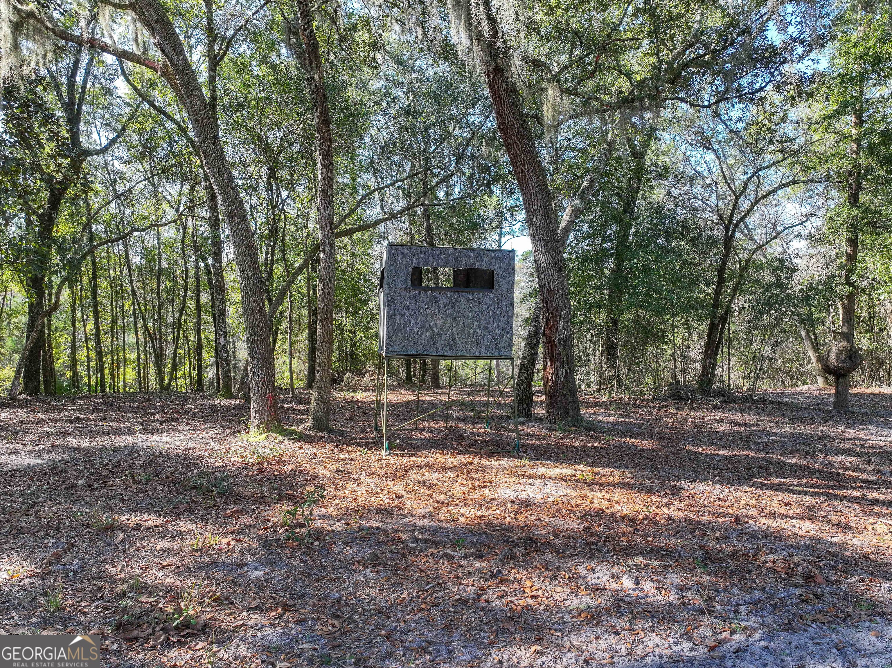 279 Mid River Road White Oak GA 31568
