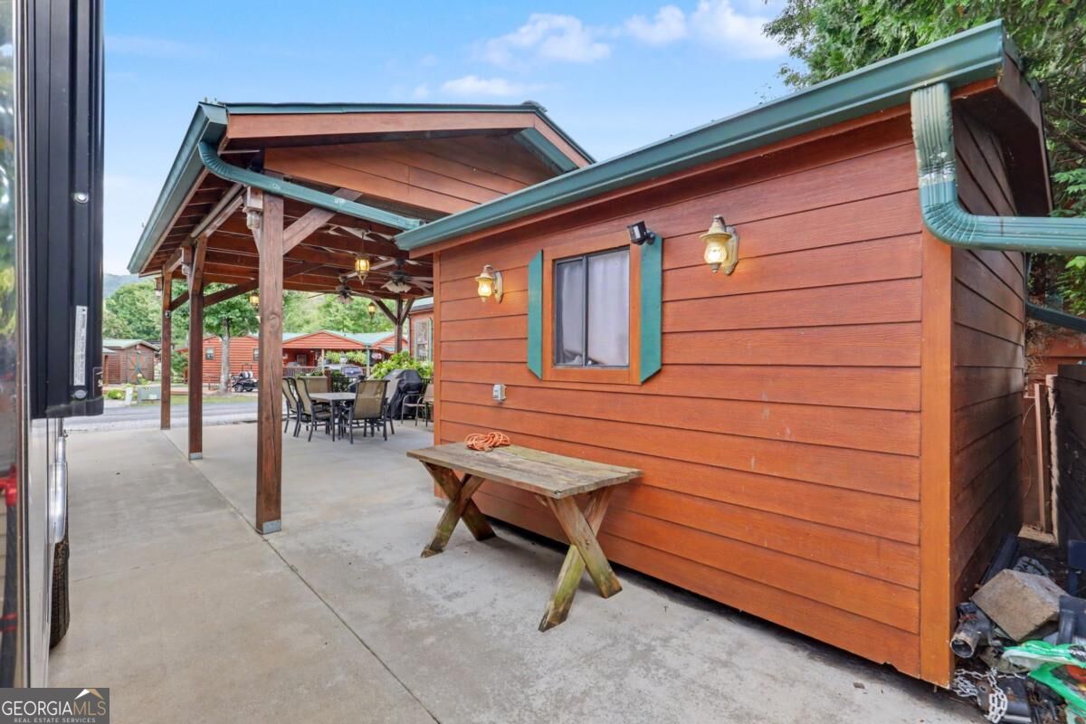 232 River Vista Drive Dillard GA 30537