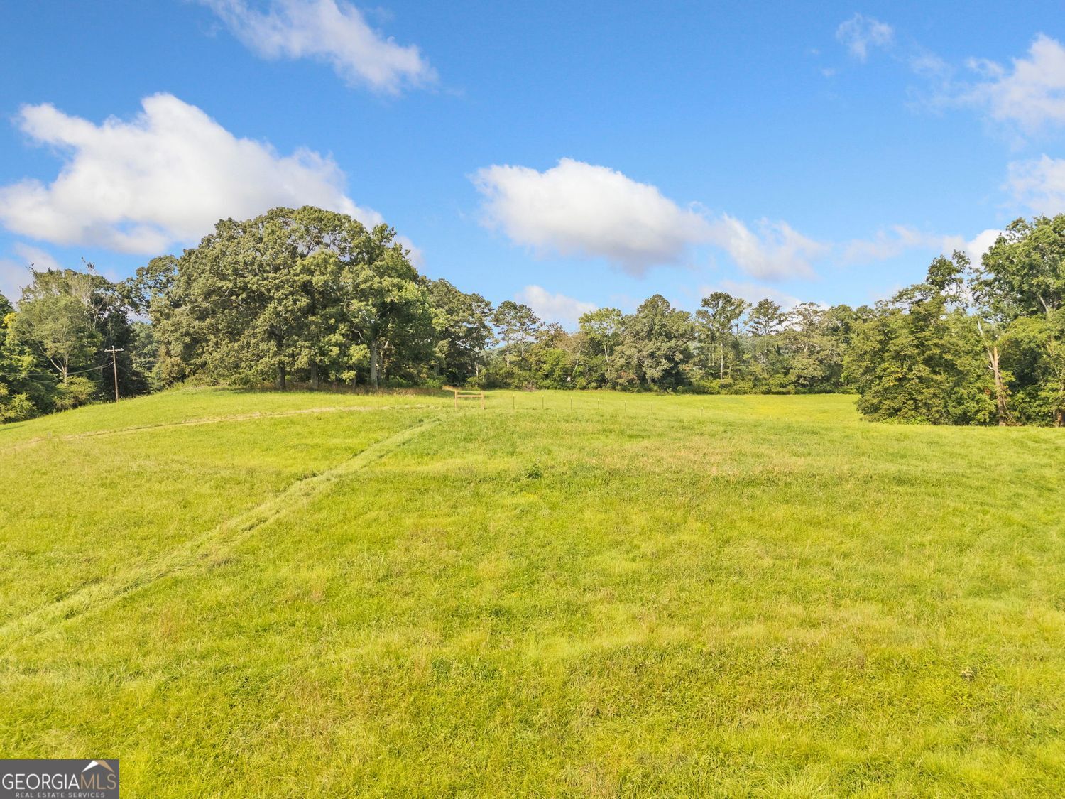 187 Long Road Ball Ground GA 30107