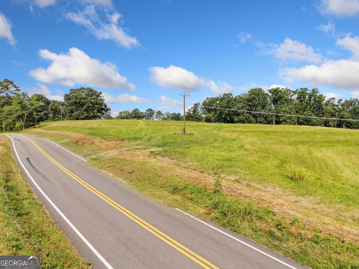 187 Long Road Ball Ground GA 30107