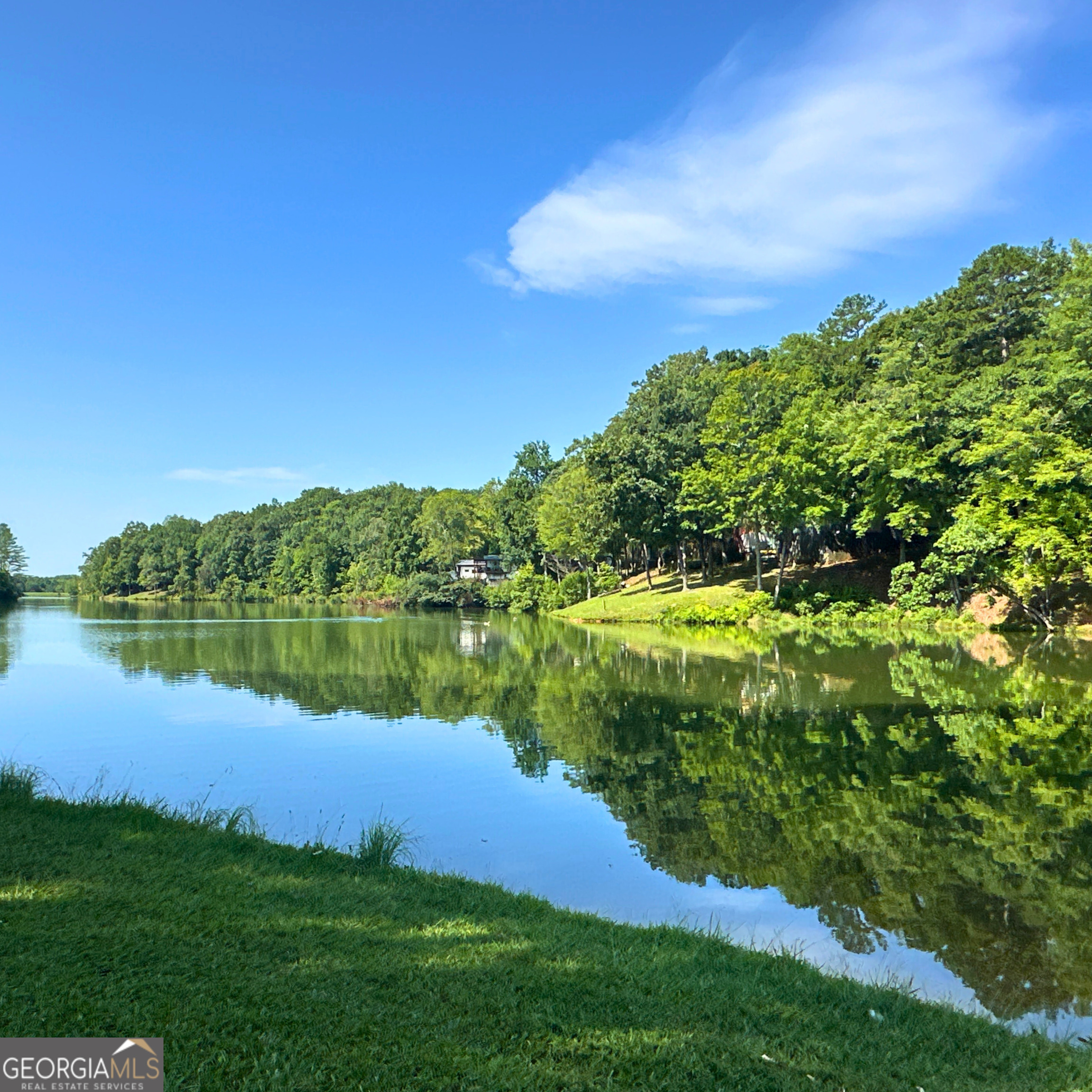 121 Magnificent Way Cleveland GA 30528