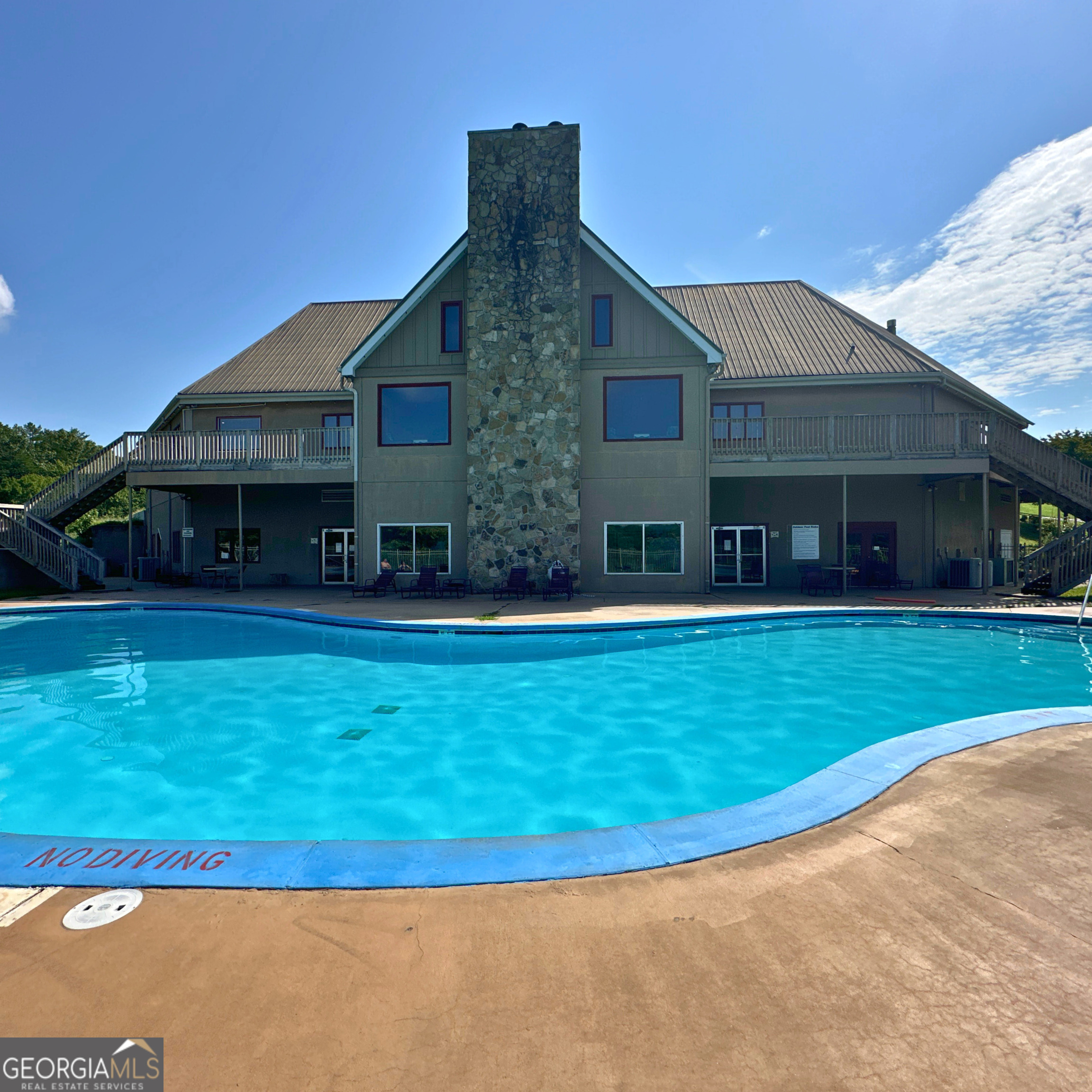 121 Magnificent Way Cleveland GA 30528