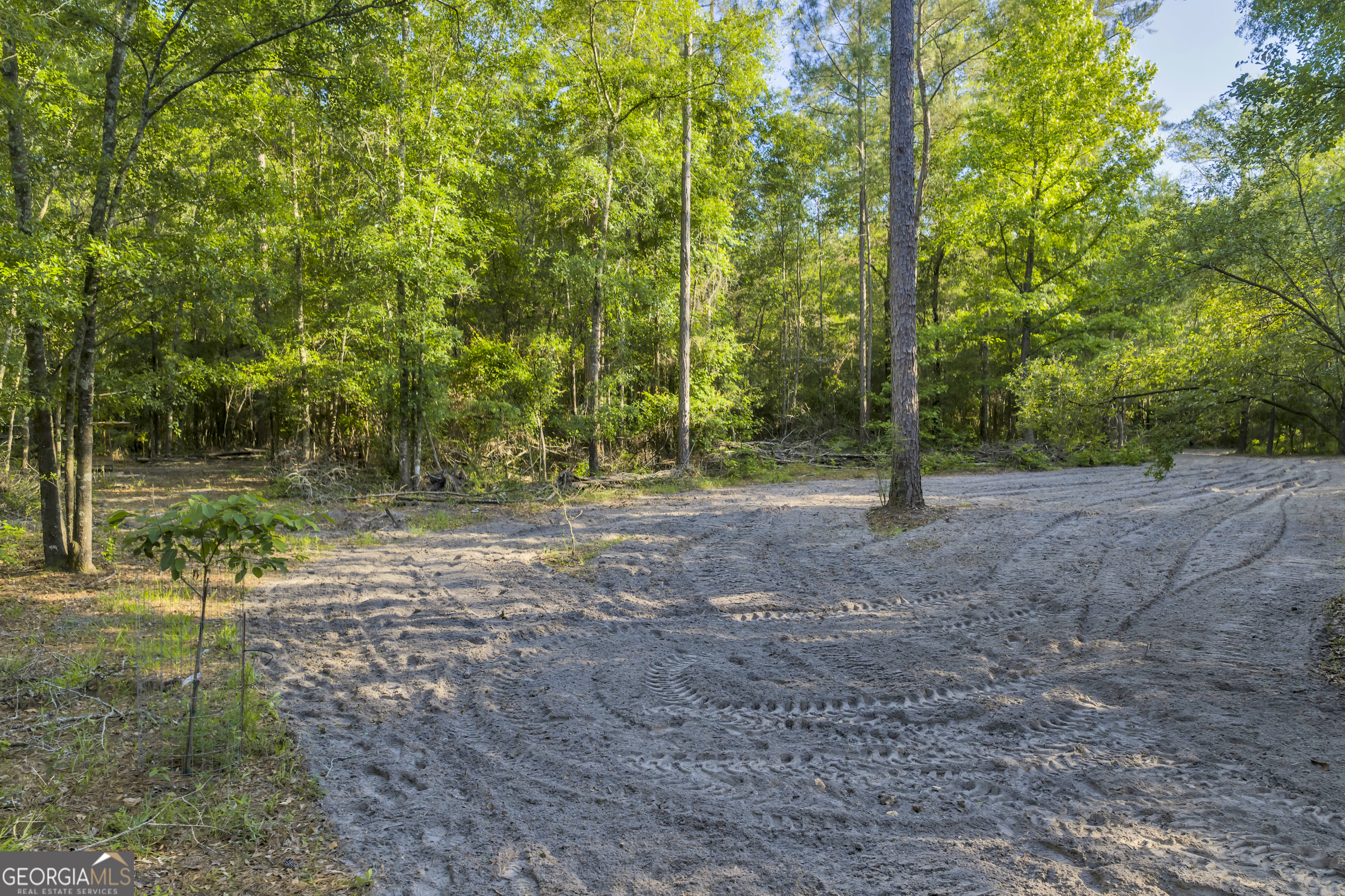 2126 W Oakridge Drive Albany GA 31721