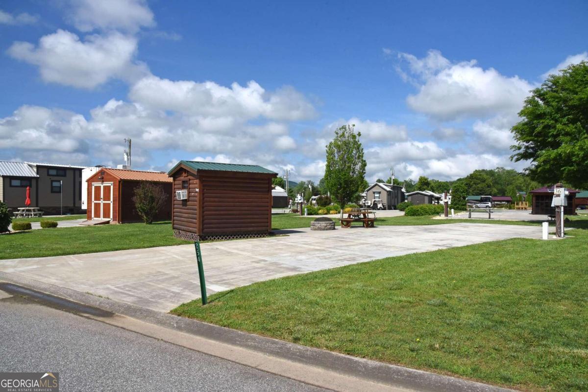 254 Golden Nugget Road Blairsville GA 30512