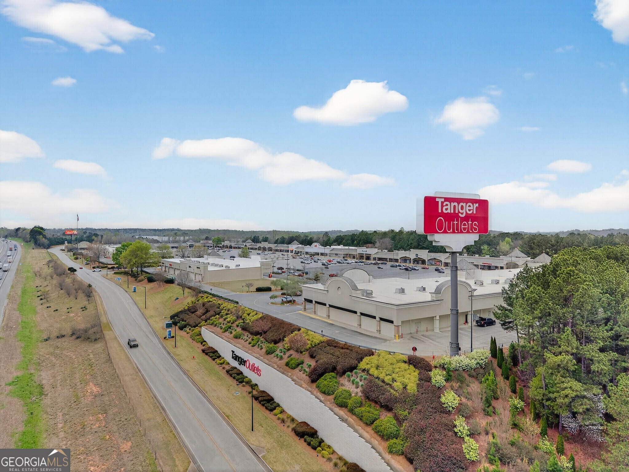 696 530 Madison Street Commerce GA 30529