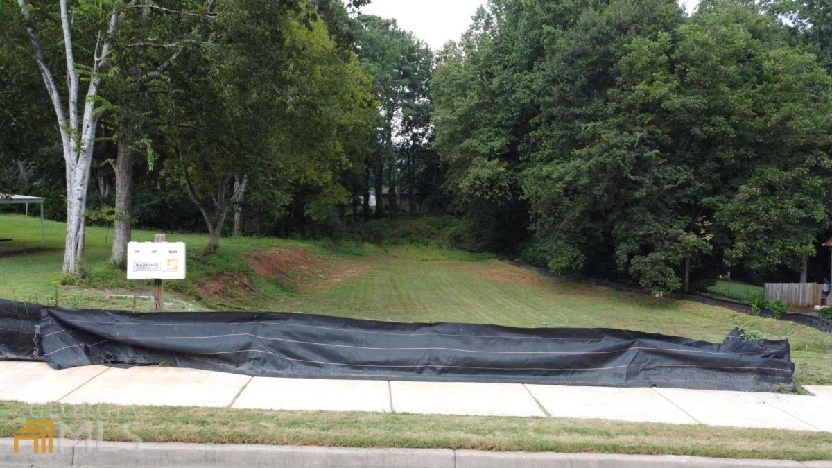 576 N Thomas Lane Smyrna GA 30082