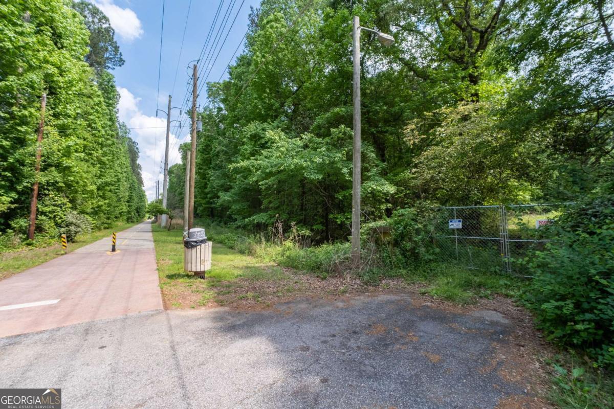 4549 Erskine Road Clarkston GA 30021