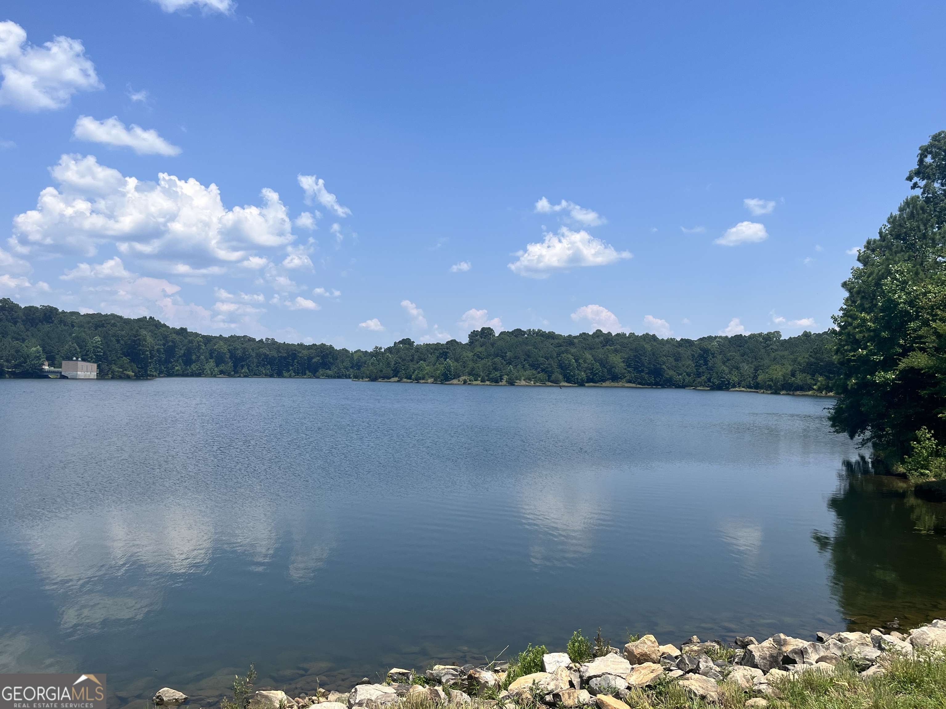 3828 Reservoir Gainesville GA 30507