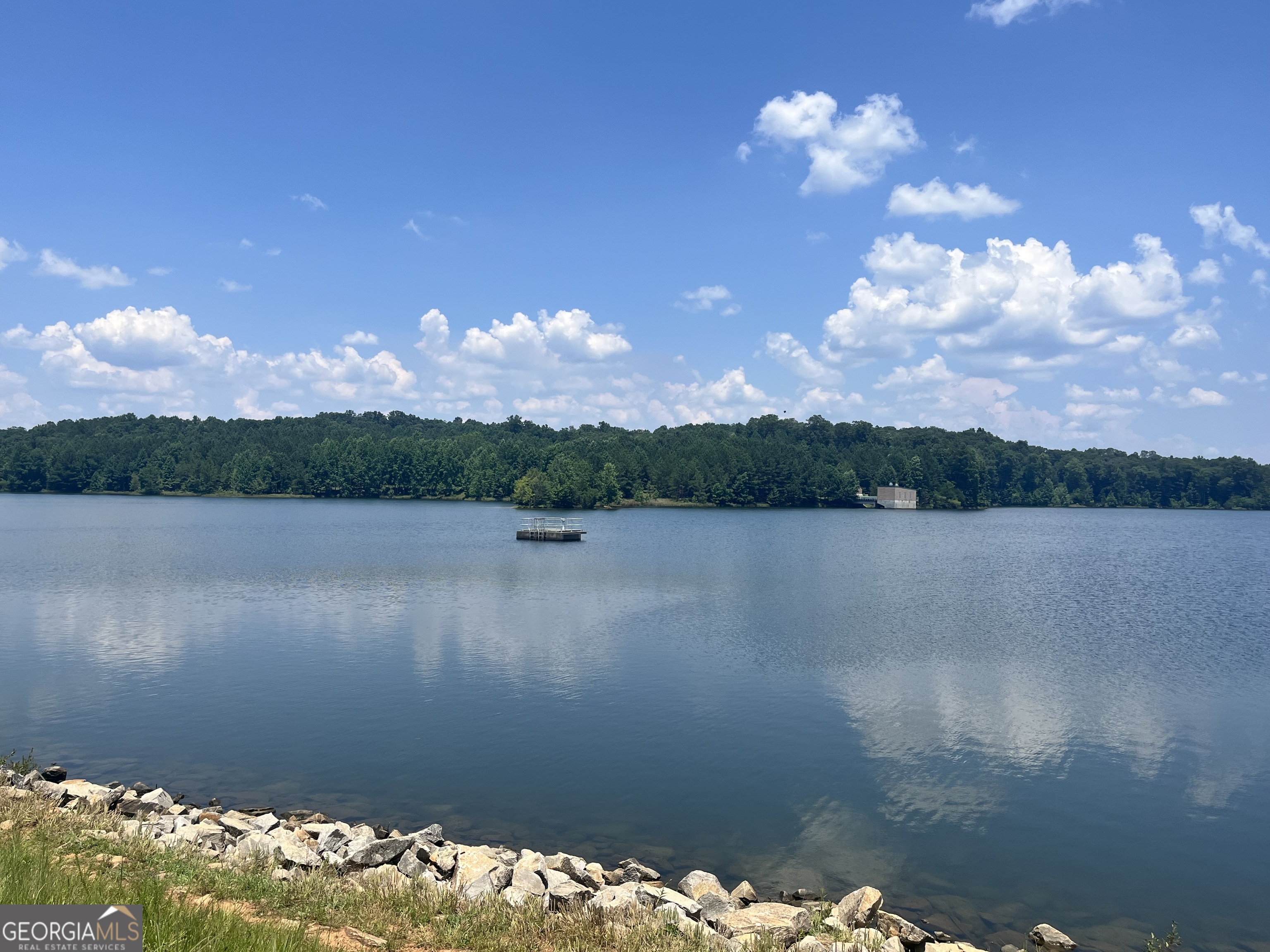 3828 Reservoir Gainesville GA 30507