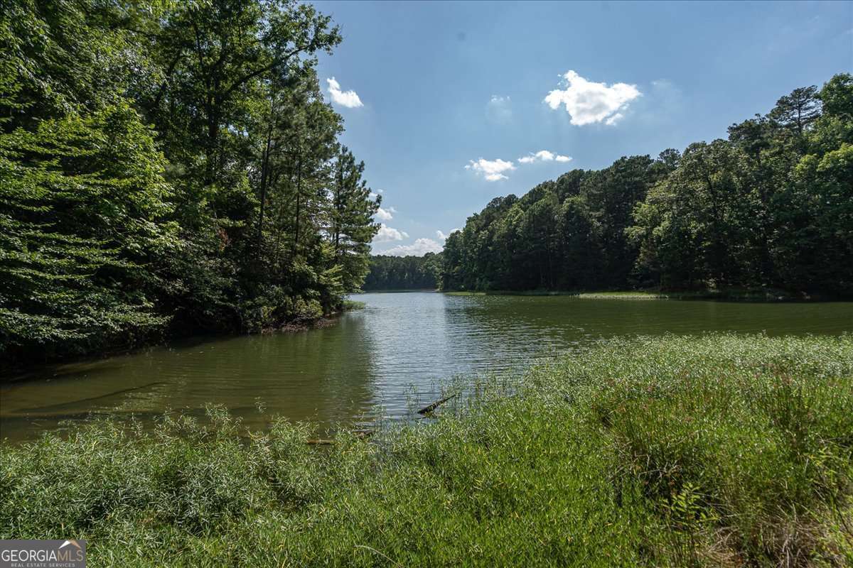 2416 Cleveland Drive Elberton GA 30635