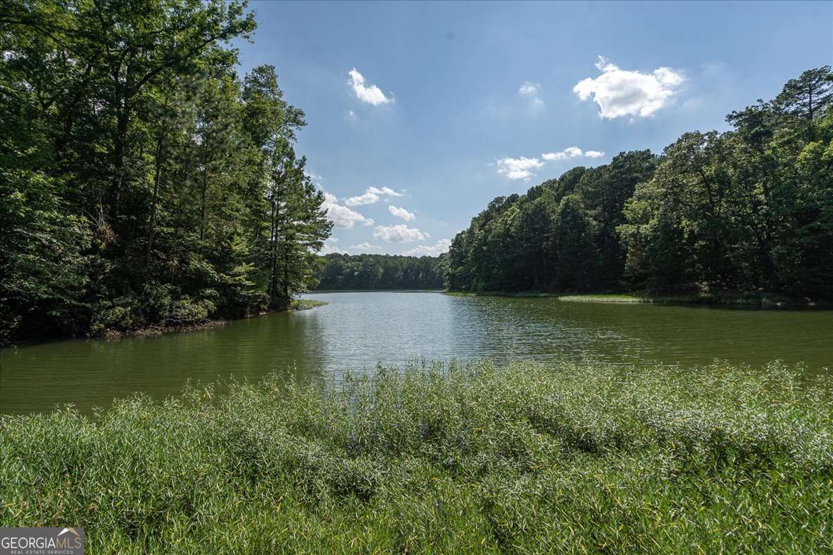2416 Cleveland Drive Elberton GA 30635