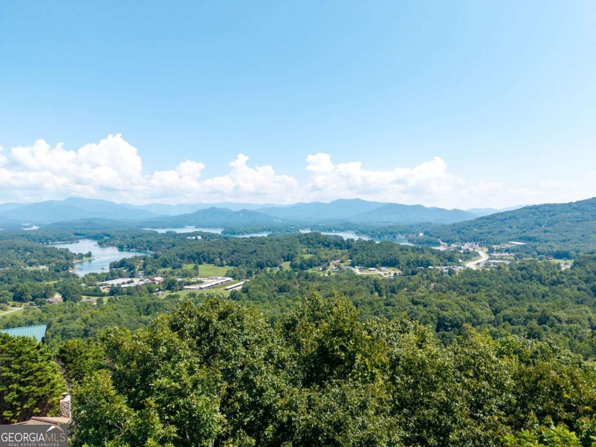 Lot 5 High Place Young Harris GA 30582