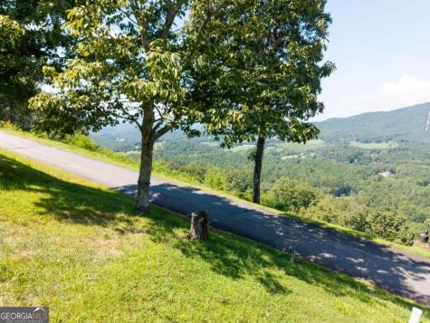 Lot 5 High Place Young Harris GA 30582