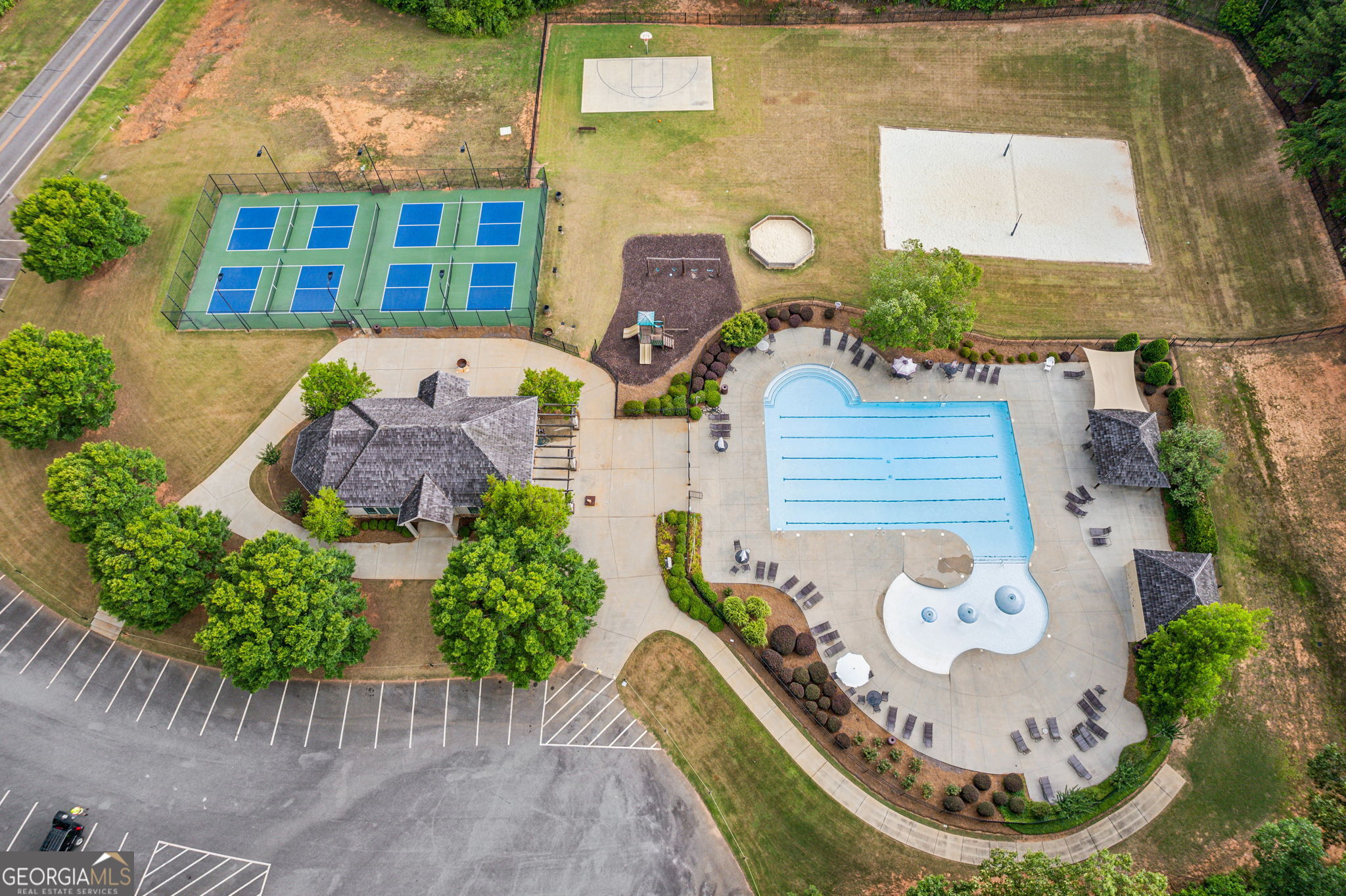 214 Crescent Drive Forsyth GA 31029