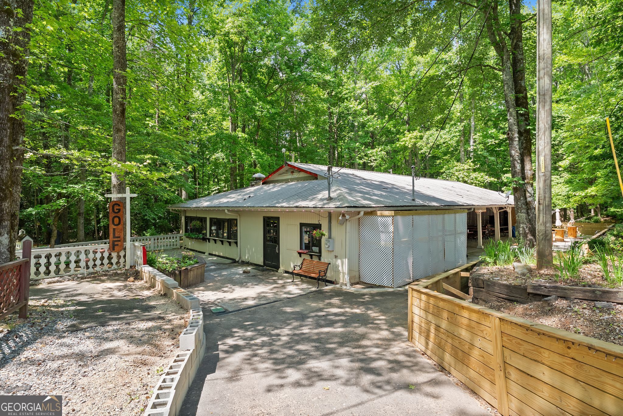 91 Magnificent Way Cleveland GA 30528