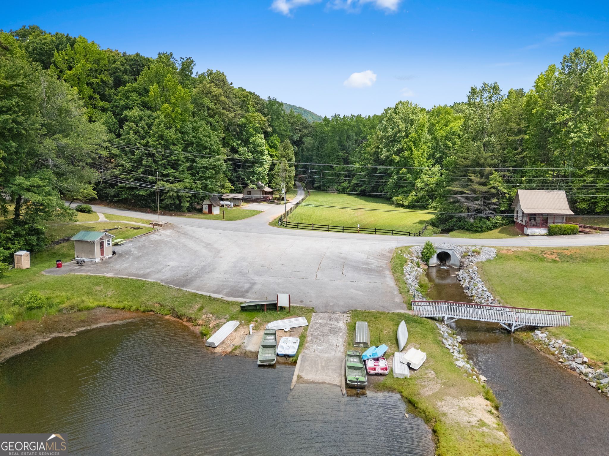 91 Magnificent Way Cleveland GA 30528