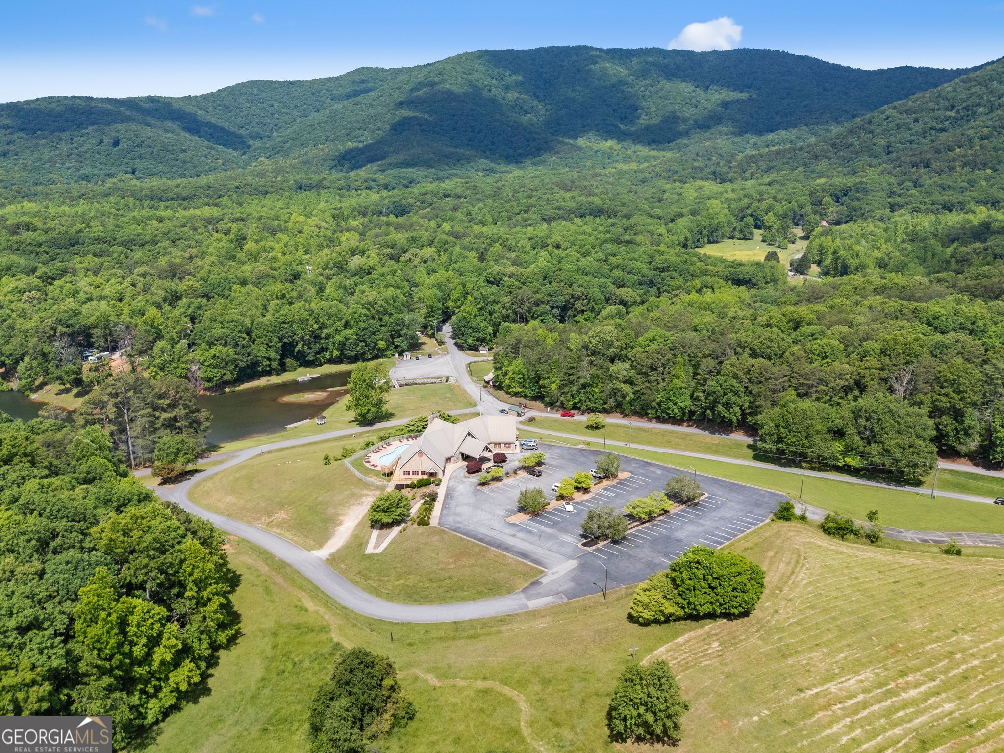 91 Magnificent Way Cleveland GA 30528