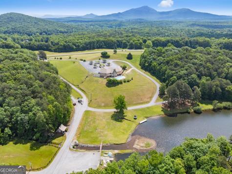 91 Magnificent Way Cleveland GA 30528