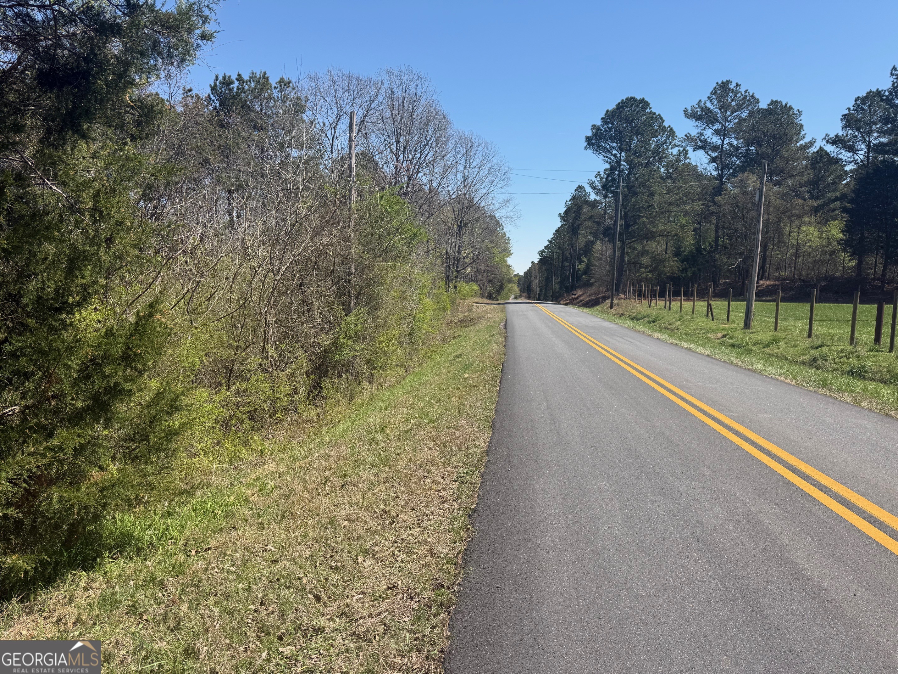 78 Mullinax Road Taylorsville GA 30178
