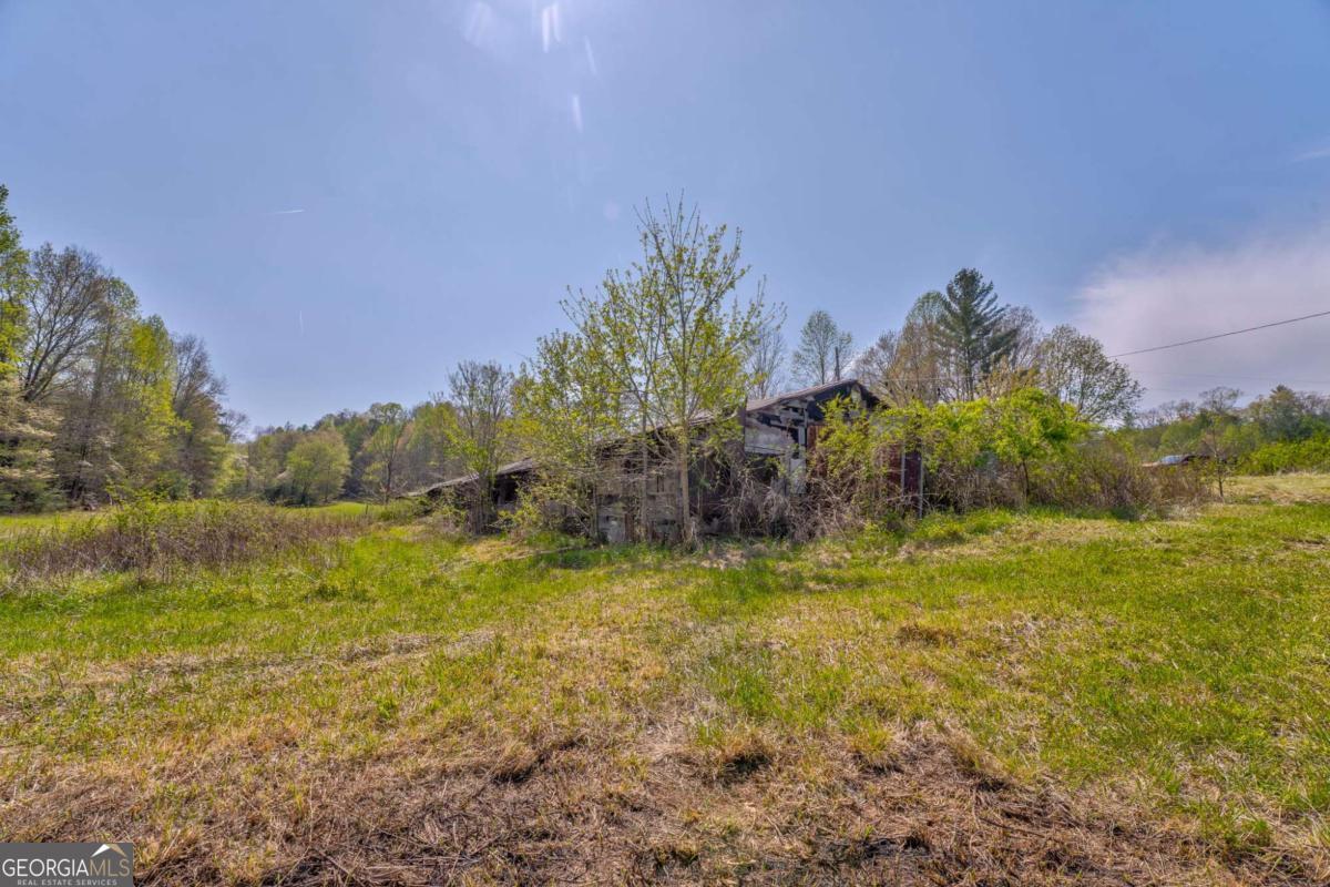 365 Waters Road Mccaysville GA 30555