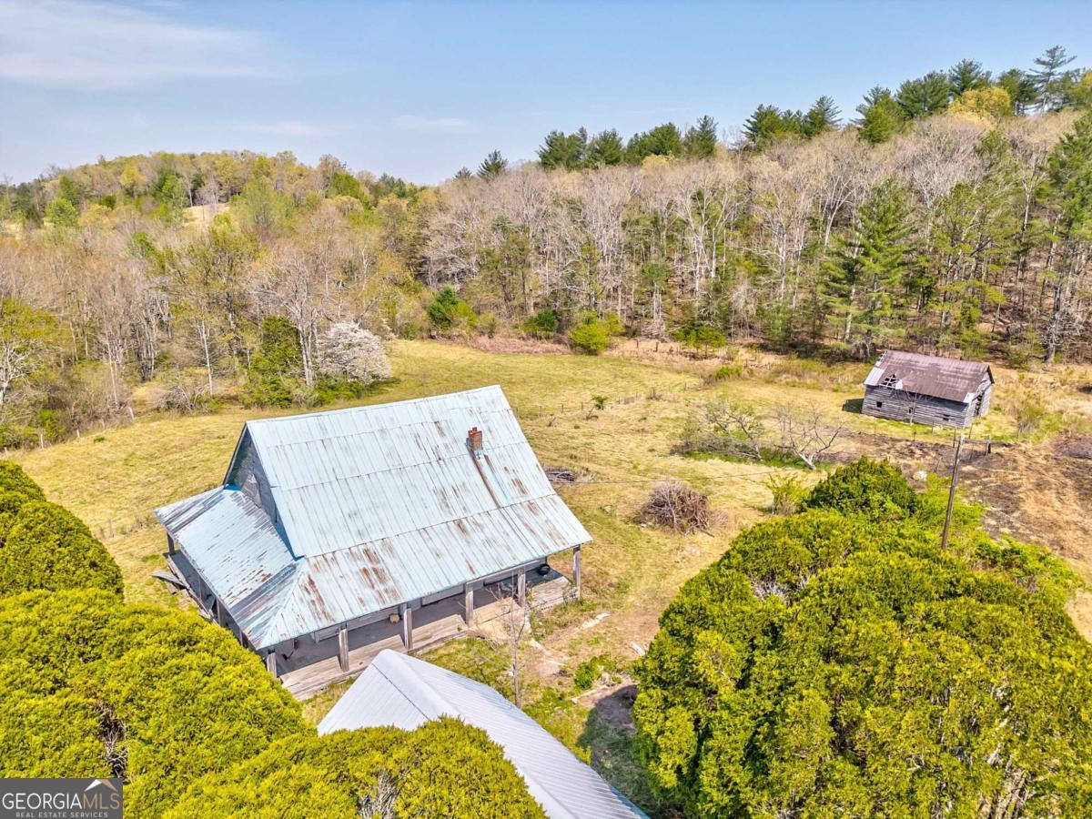 365 Waters Road Mccaysville GA 30555