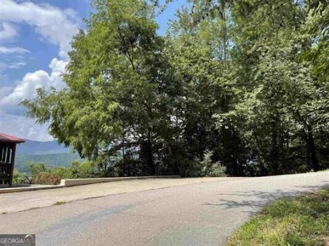 #10 Mountain Drive North Hiawassee GA 30546
