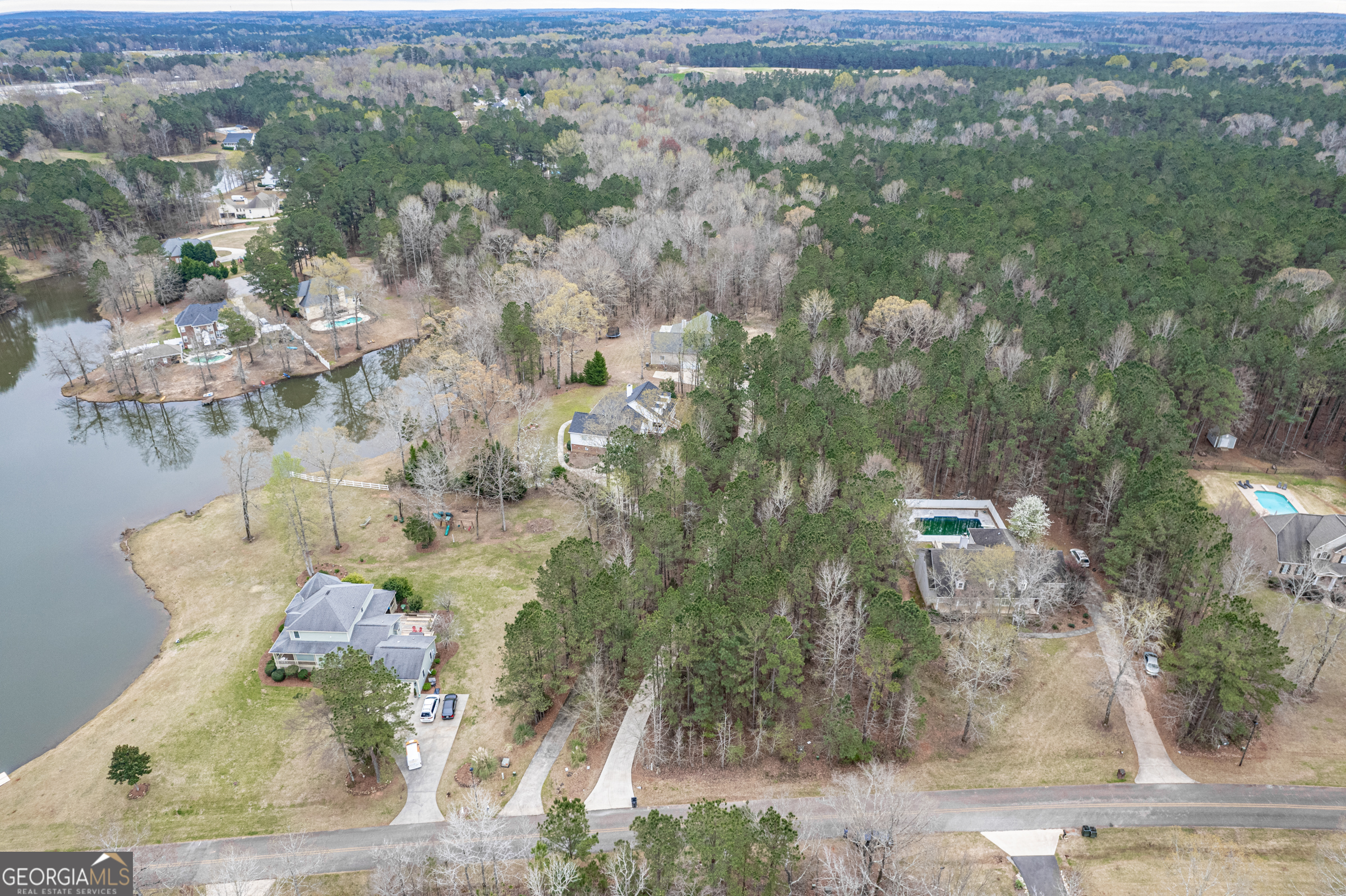 203 Hidden Lakes Drive Gray GA 31032