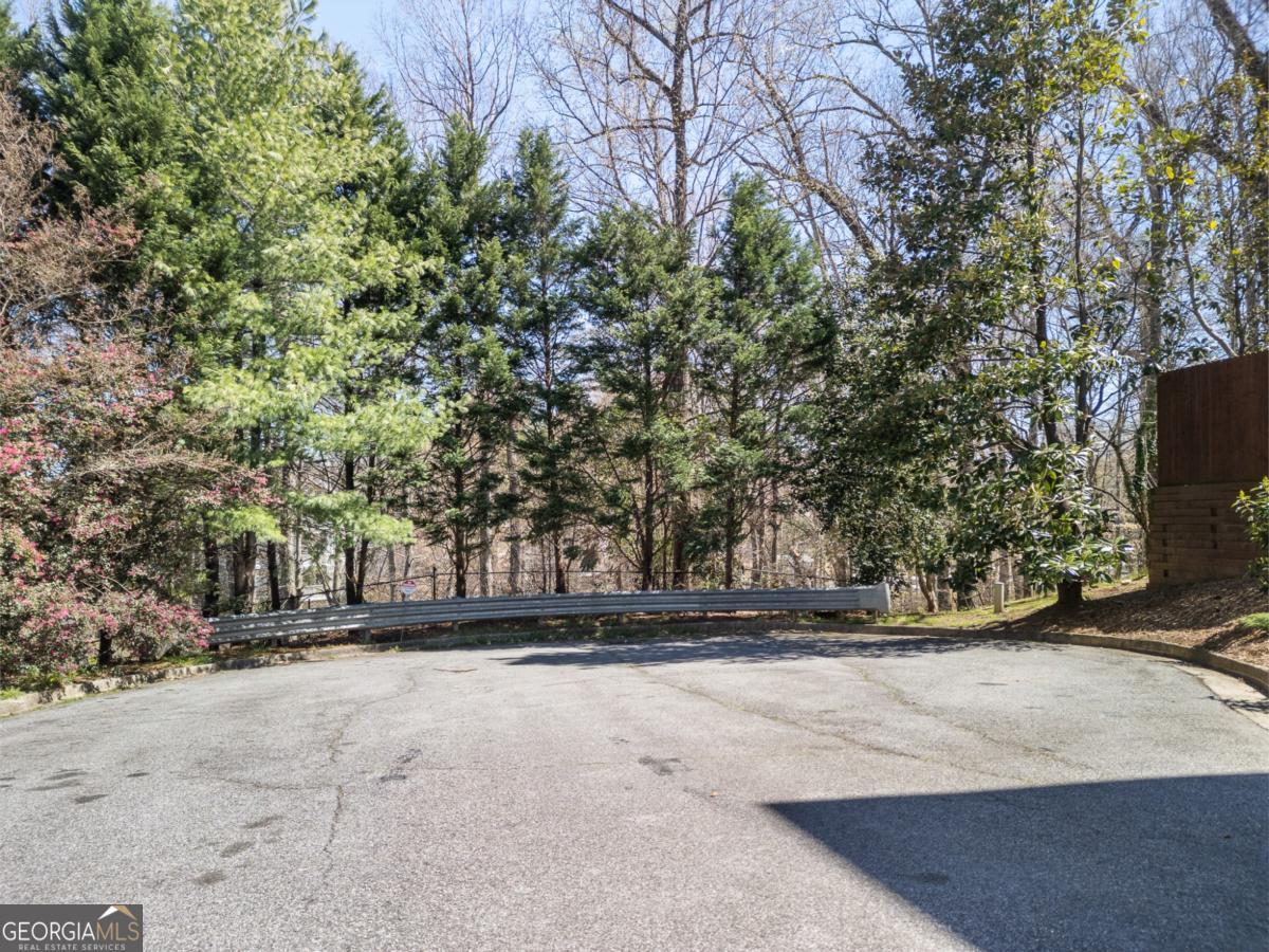 1734 Summit Glen Lane Atlanta GA 30329