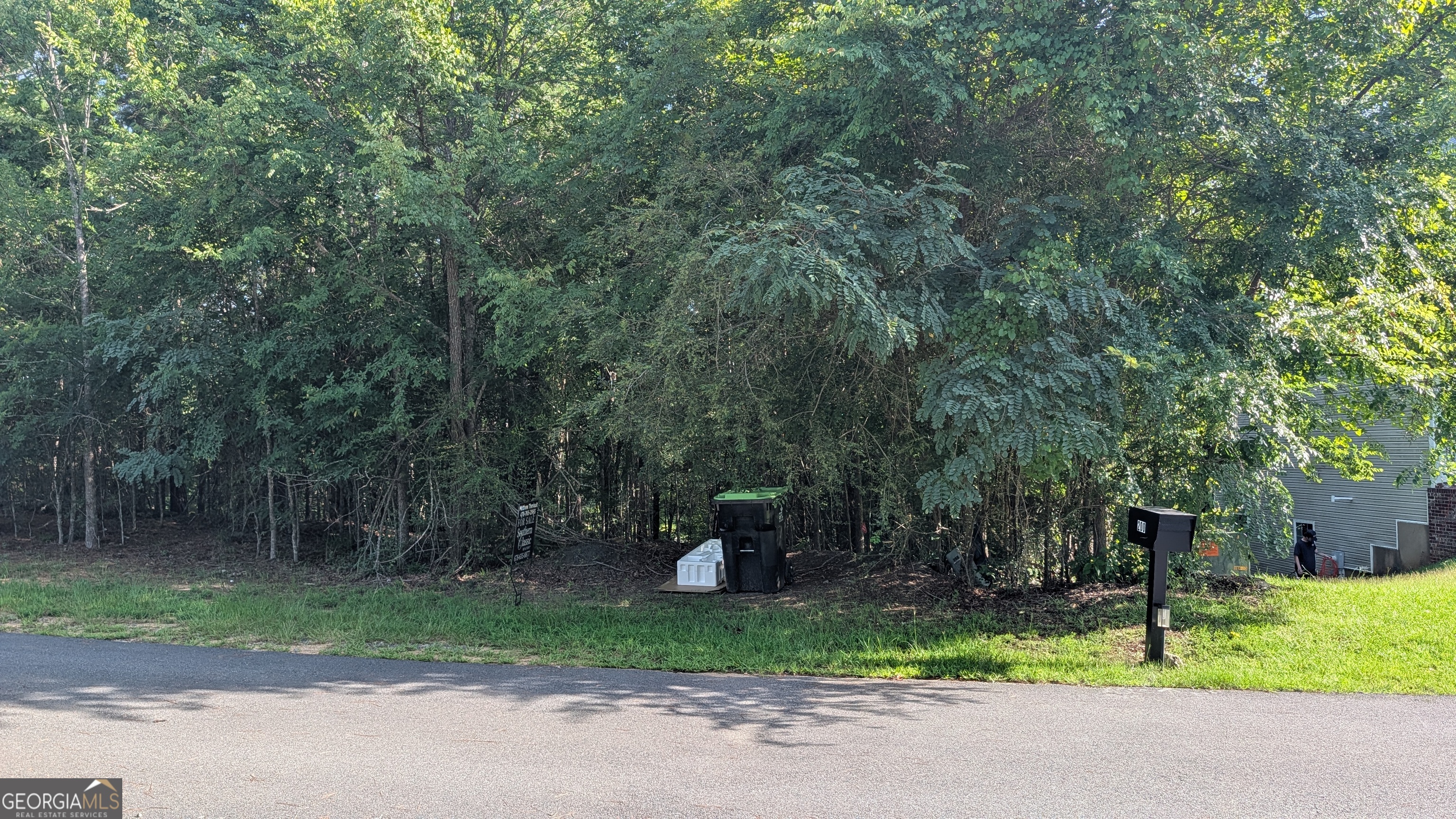 186 Masters Cove Macon GA 31211