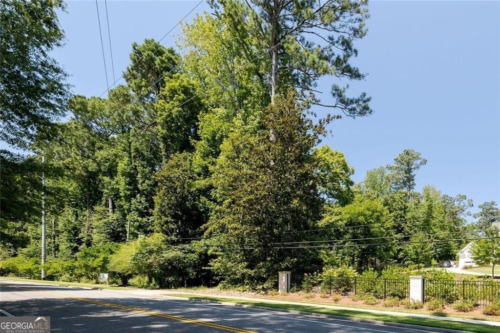 657 Willeo Road Roswell GA 30075