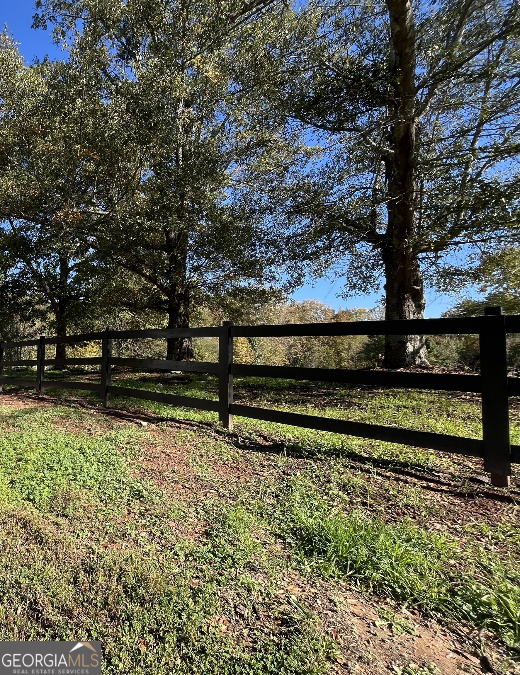 1982 Fence Road Dacula GA 30019