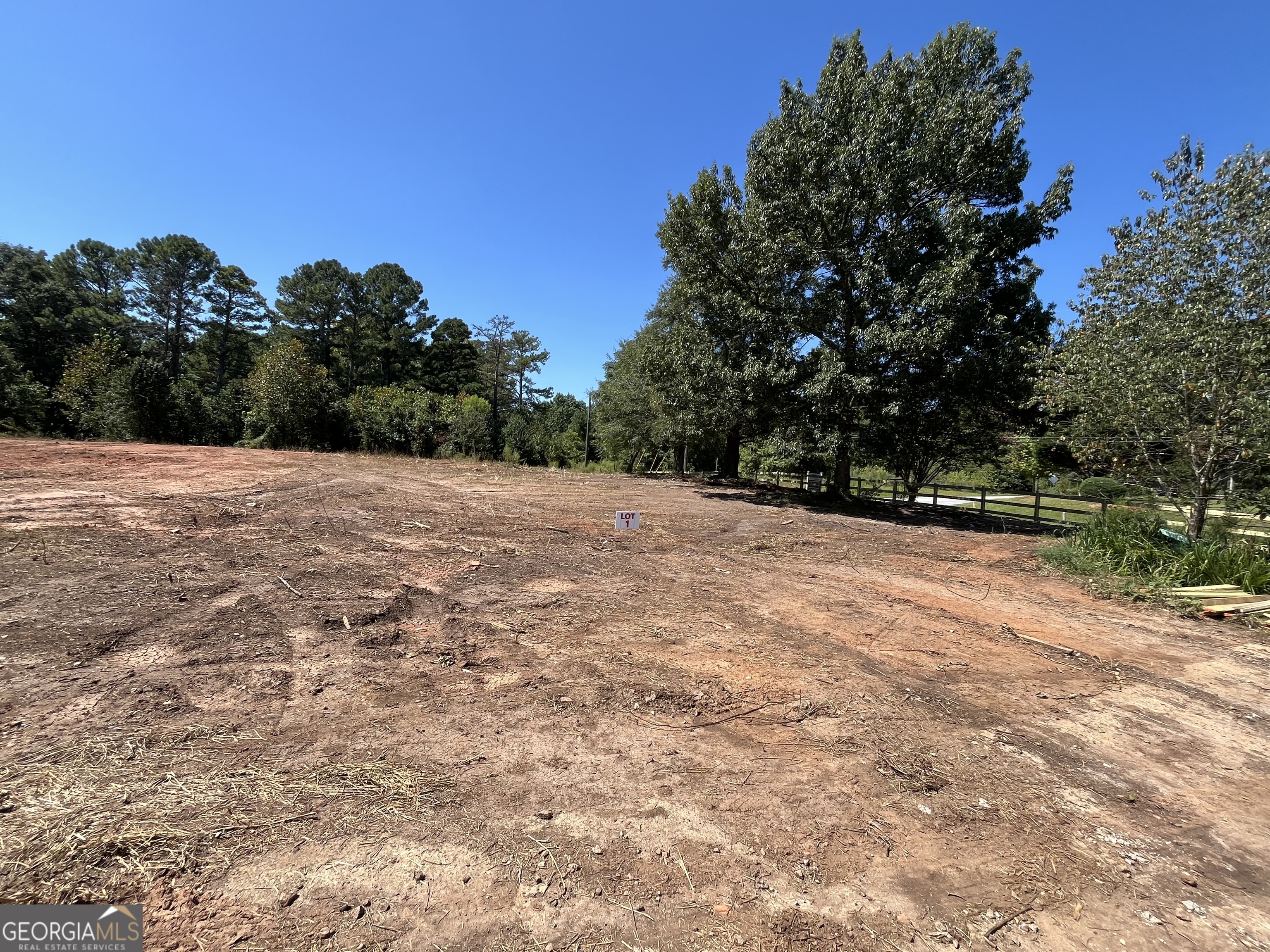 1982 Fence Road Dacula GA 30019