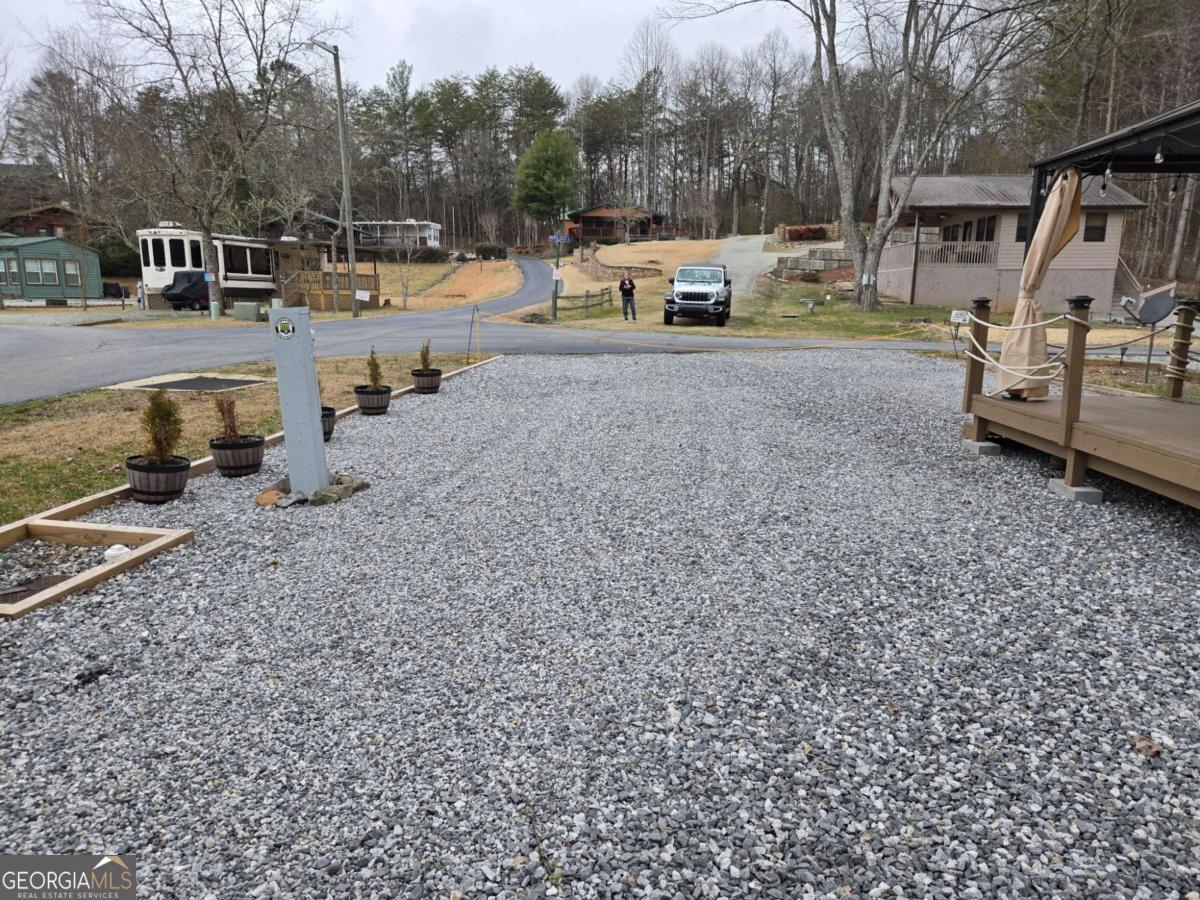 155 Fishtail Circle Cleveland GA 30528