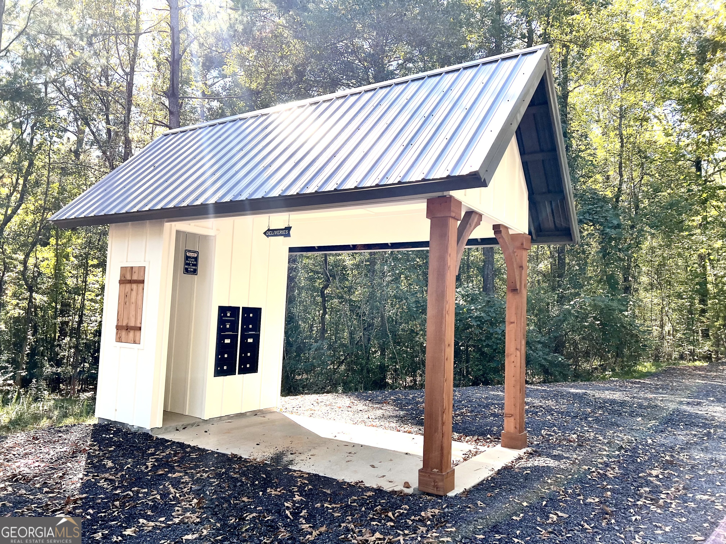 1221 Us Highway 27 Franklin GA 30217