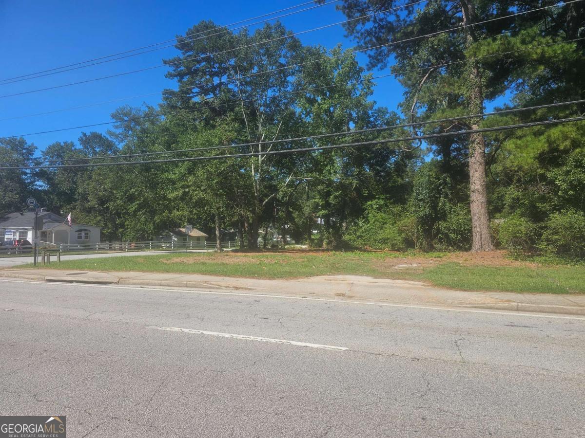 1987 Wesley Chapel Road Decatur GA 30035