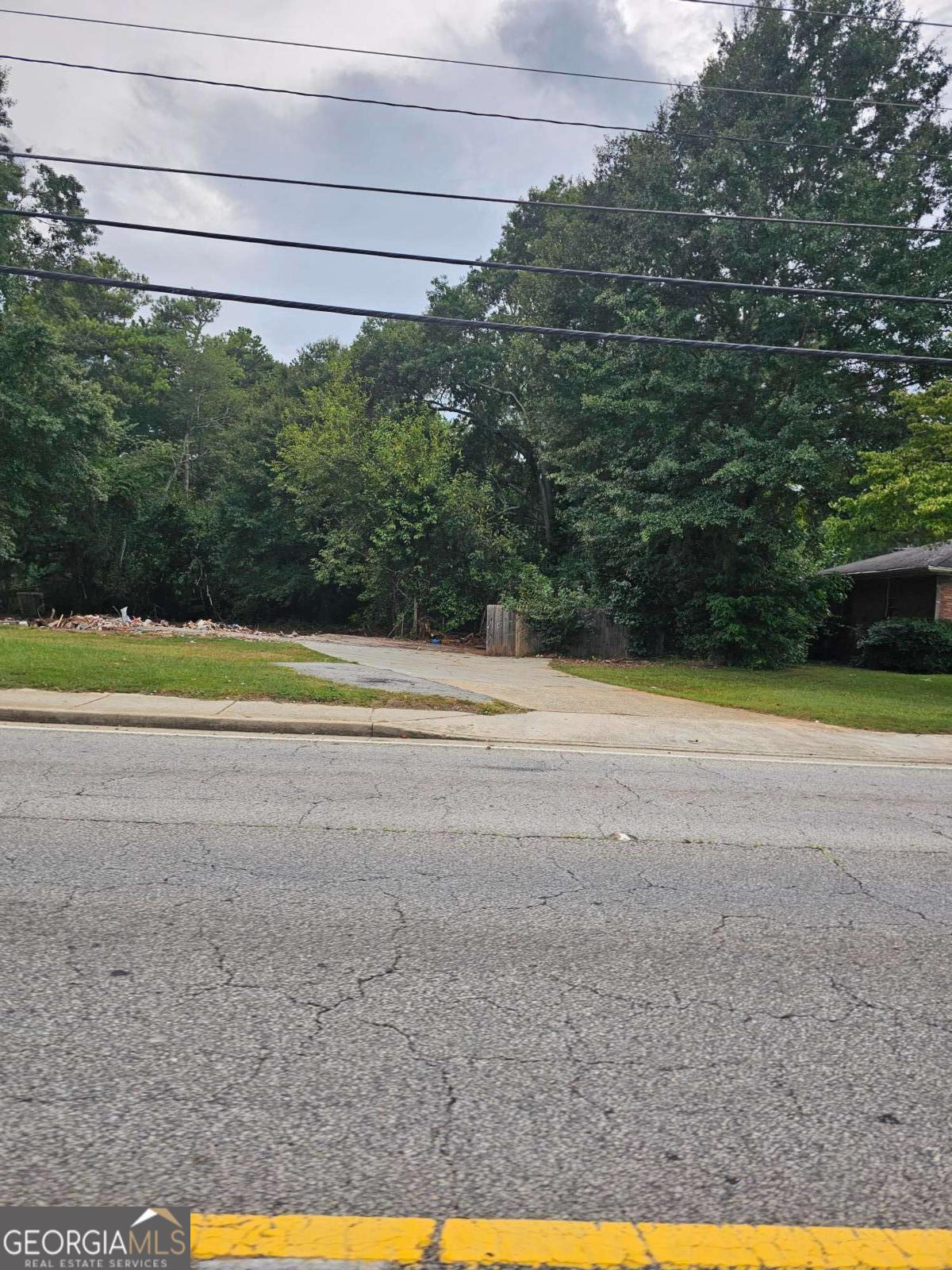 1987 Wesley Chapel Road Decatur GA 30035